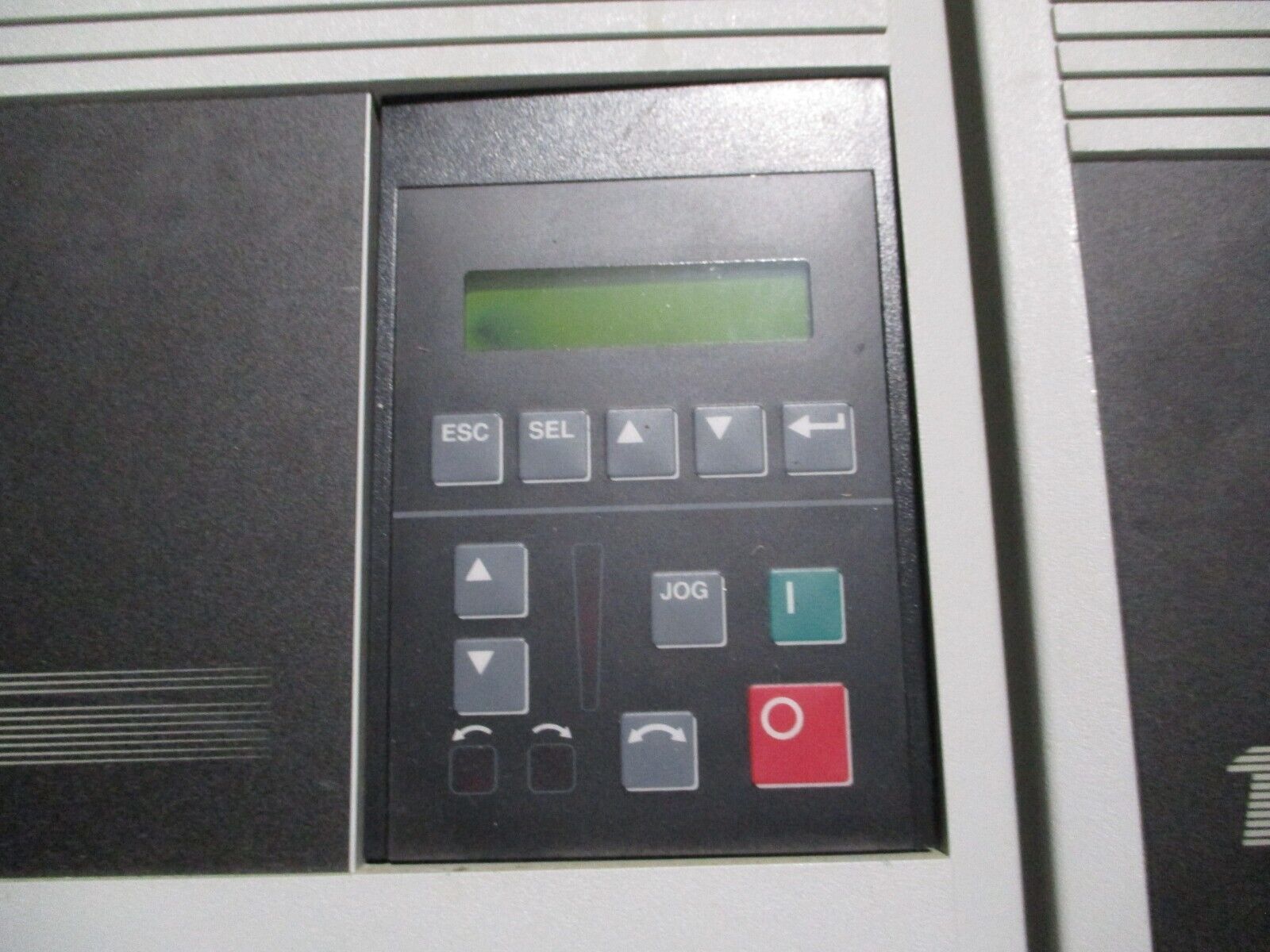 Allen-Bradley 1336 Plus II AC Drive 1336F-B040-AA-EN-L6 40HP 3Ph w/ Keypad Used