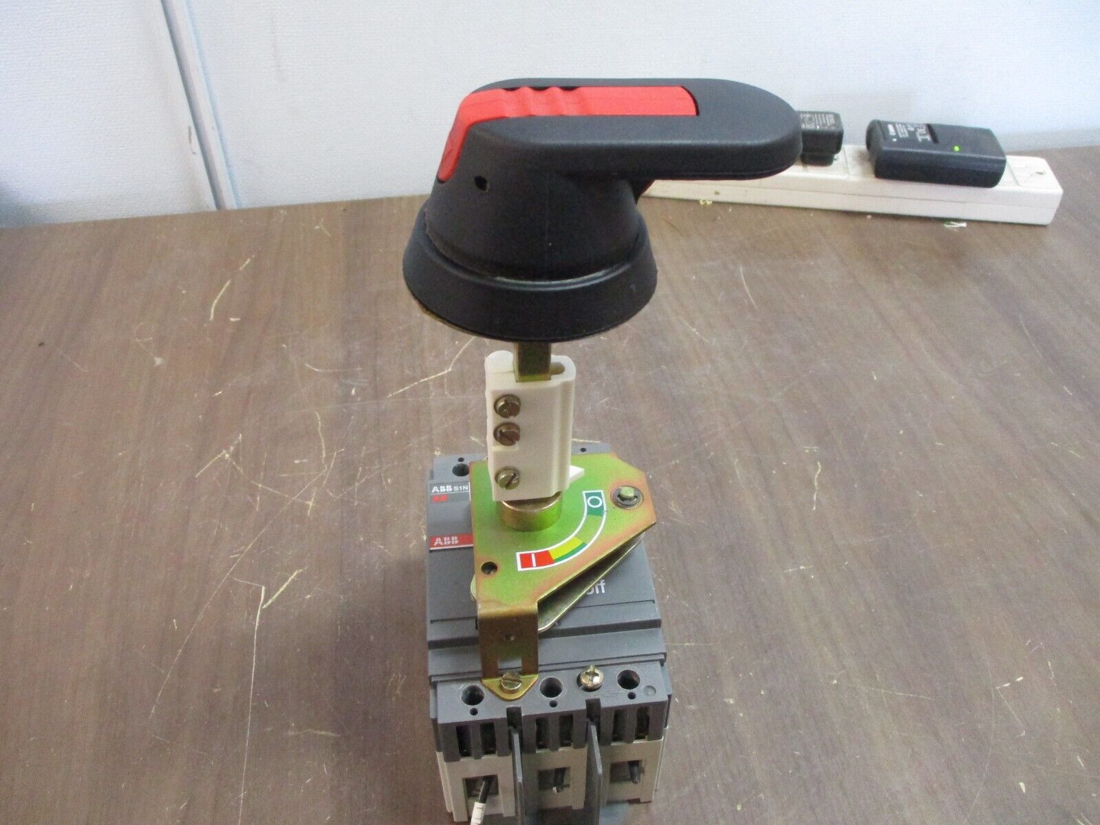 ABB Sace S1 Breaker Disconnect S1N 15A 277/480V 3P Used