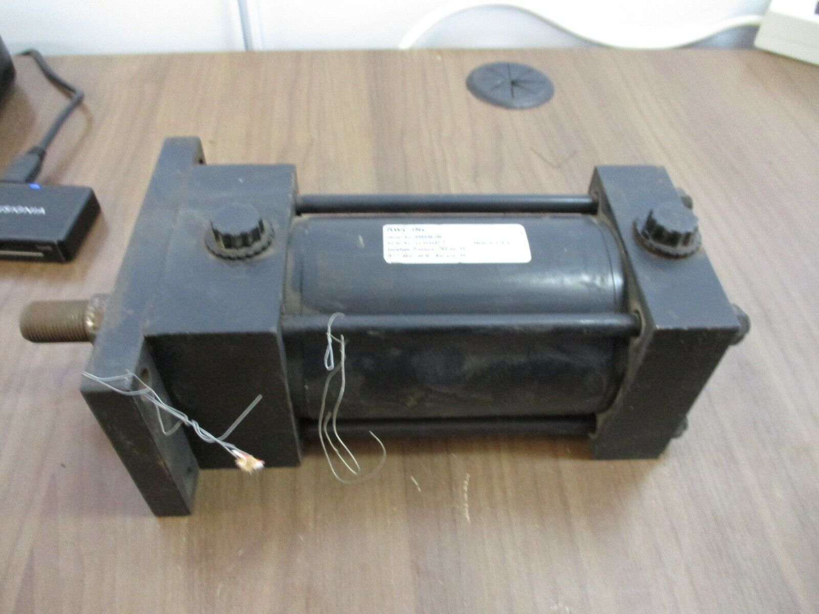 RWC Air Cylinder 889606105 250 PSI Used