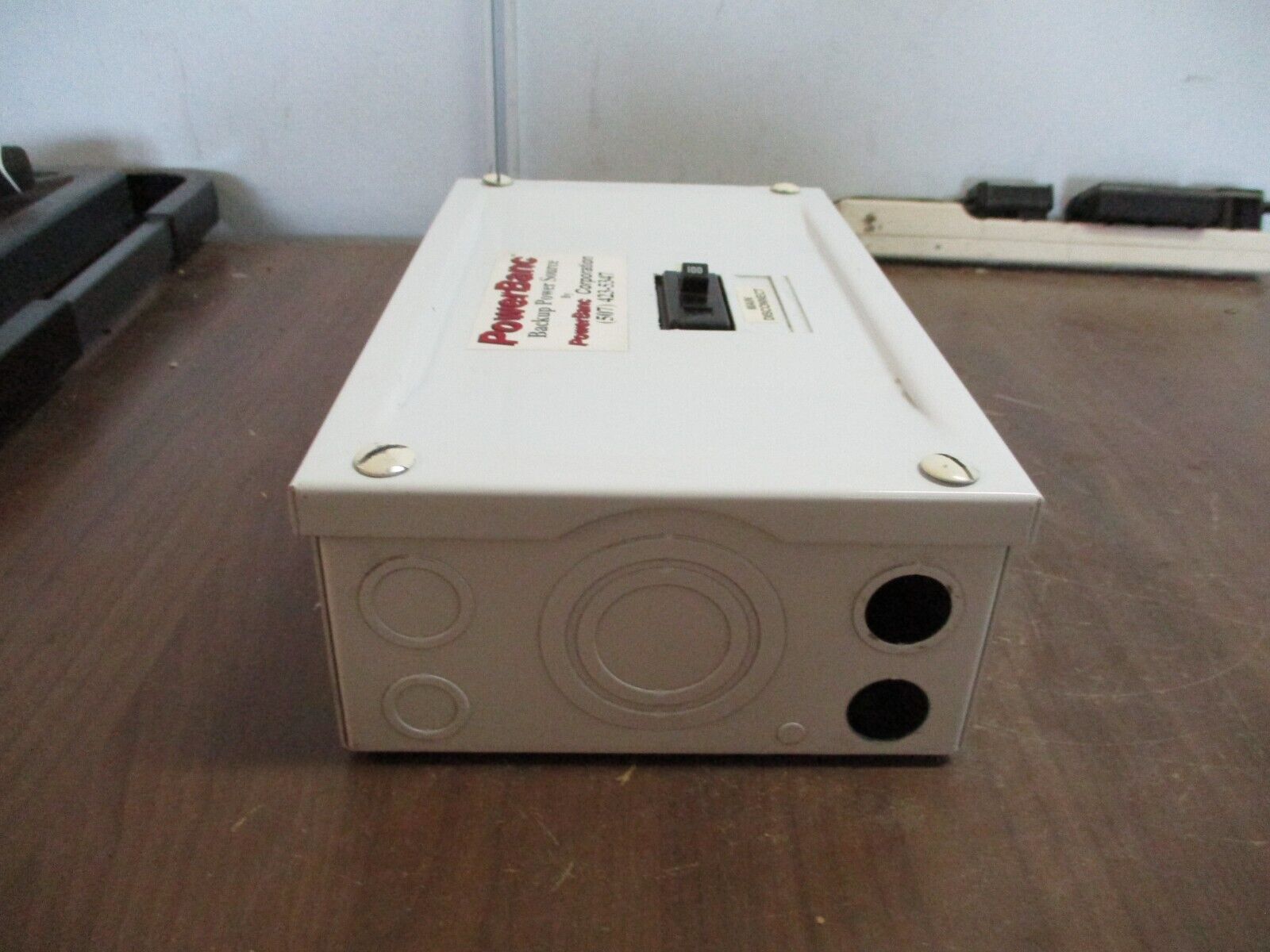 Cutler-Hammer Load Center BR24L1255P / CL1224SB Ser. B 125A 120/240V 1Ph Used