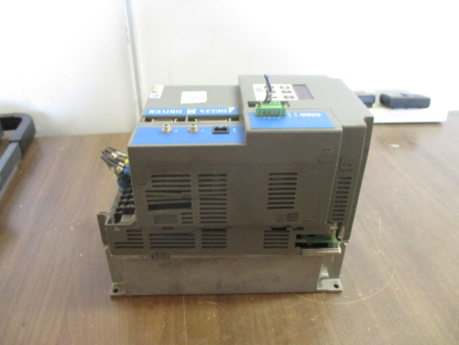 Industrial Indexing Systems Delta Servo Drive DS-50/RA *Broken Vent Siding* Used