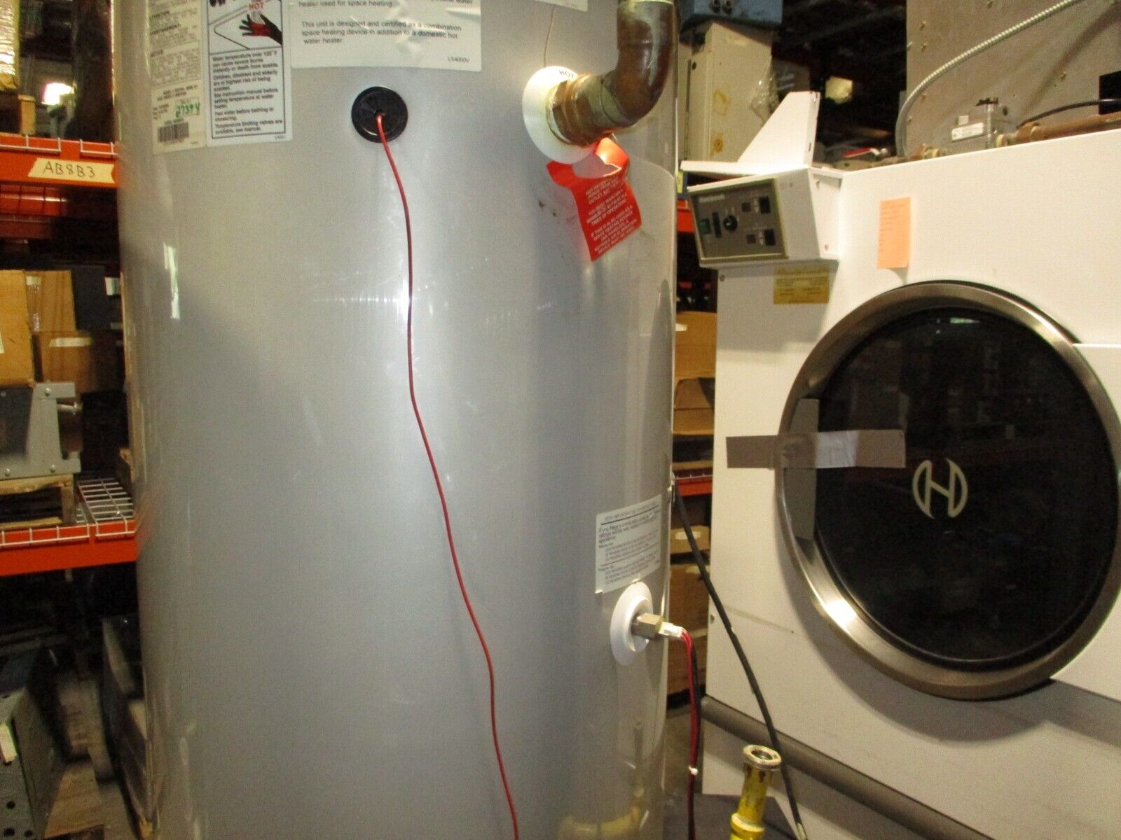 HTP Voyager Water Heater SSV199-80RB R1 80-Gallon 199,000 BTU MFD: 2008 Used