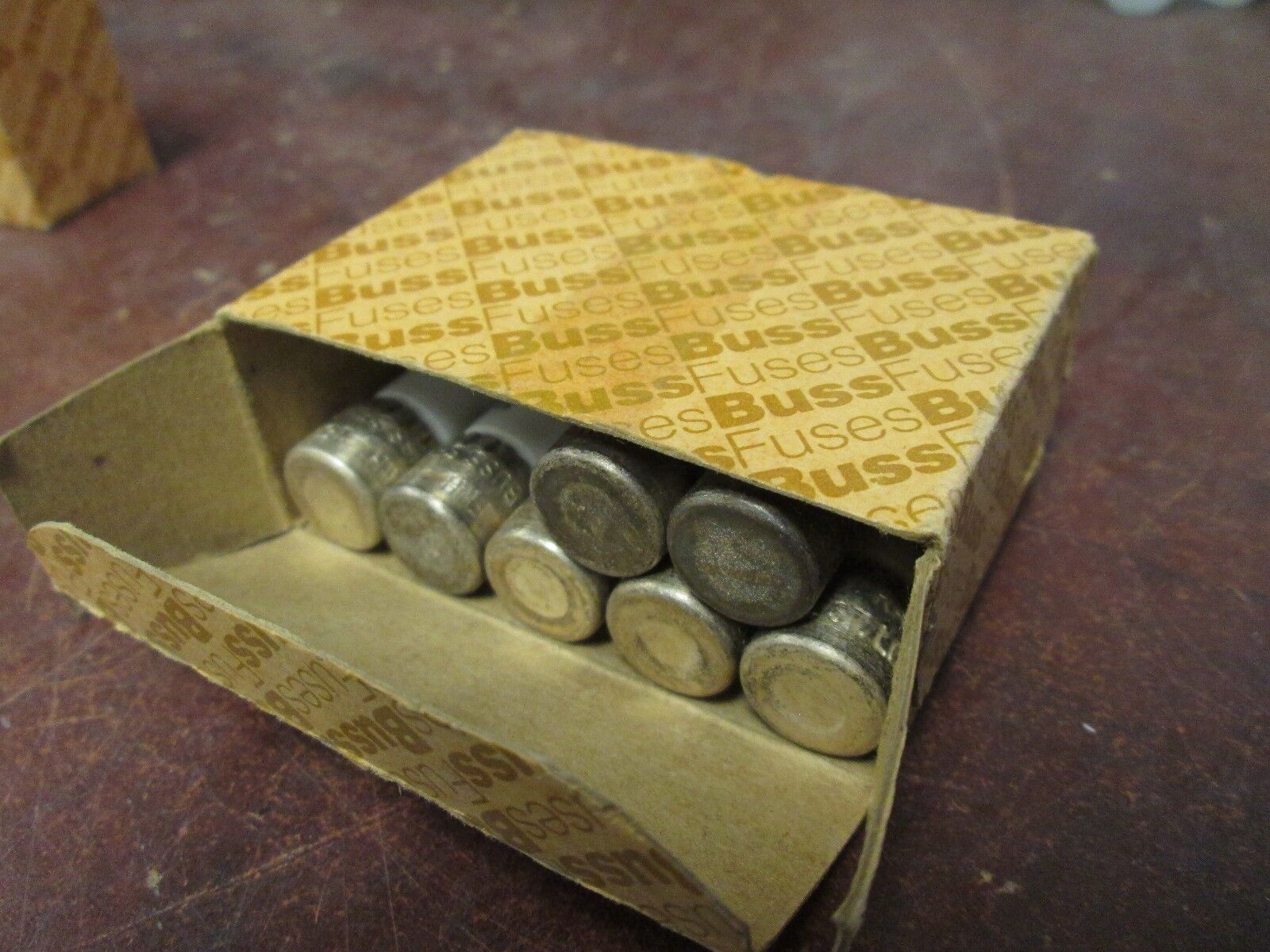 Buss Fuse FWH-15 500V 15A *Box of 7* New Surplus