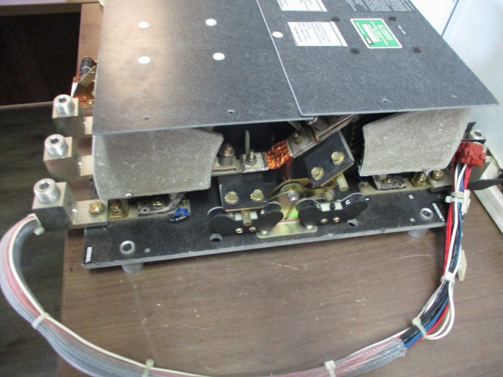 Asco 940 Automatic Transfer Switch 940340049 400A 208Y/120V 60Hz *Switch Only*