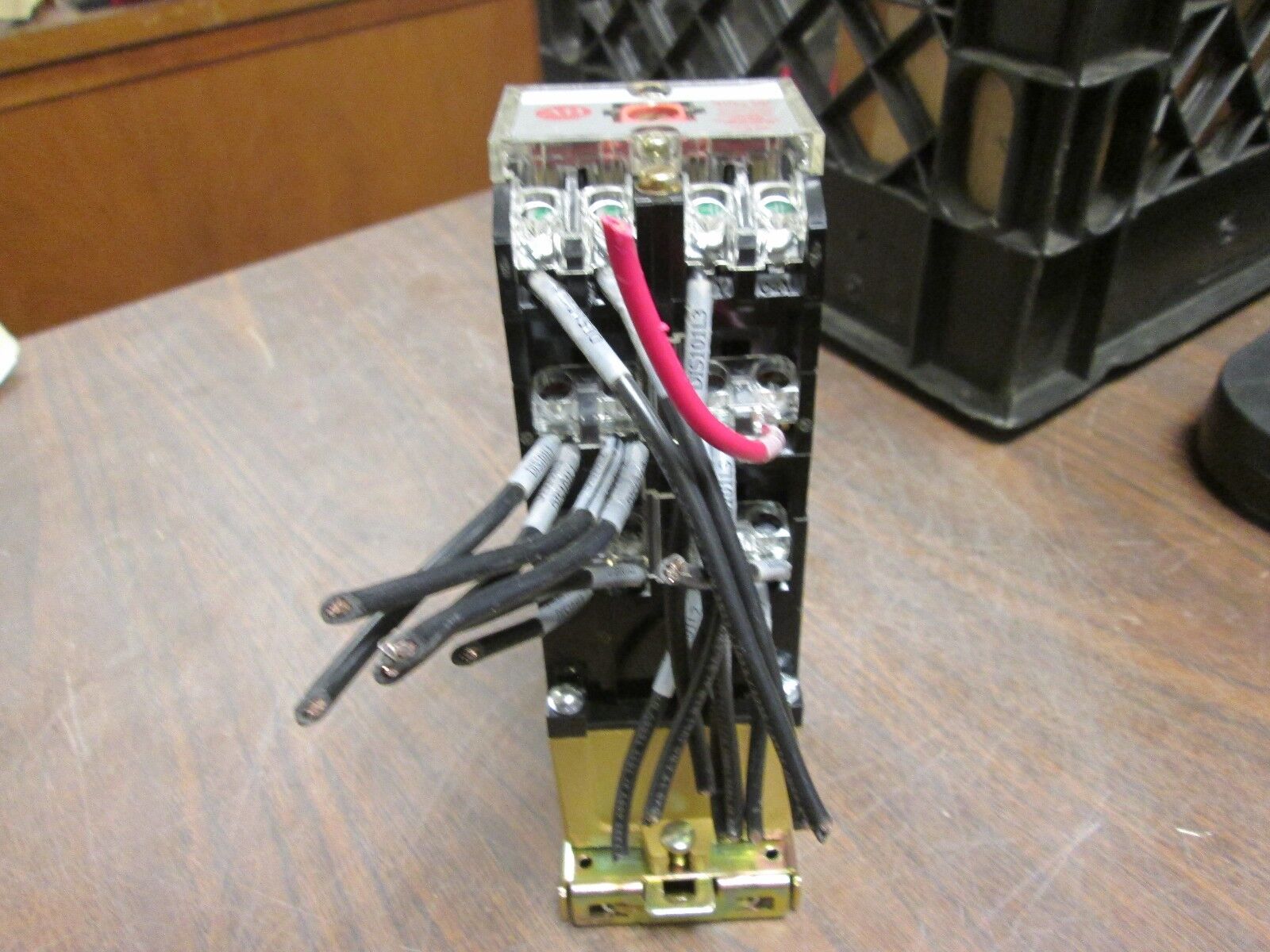 Allen-Bradley Relay w/ Adder Deck 700-PK800A1/700-PC40 115-120V Coil Used