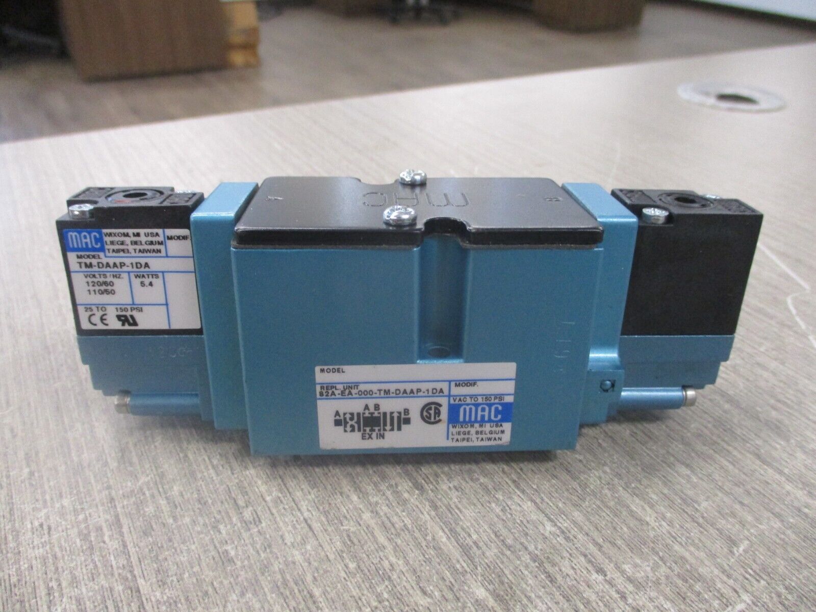 MAC Solenoid Valve 82A-EA-000-TM-DAAP-1DA Used