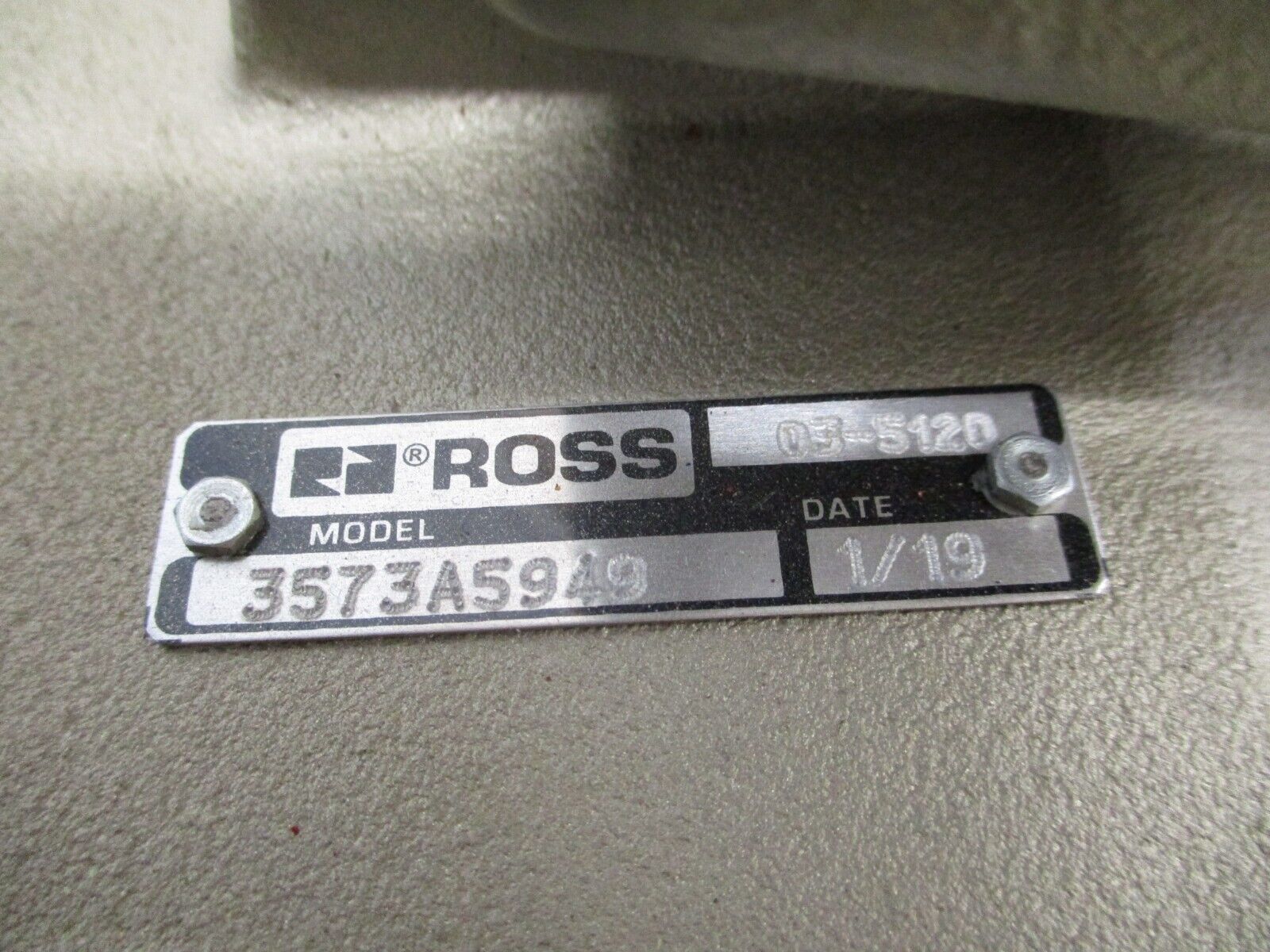 Ross Solenoid Valve 3573A5949 Minster Coil: 250-0241 Used