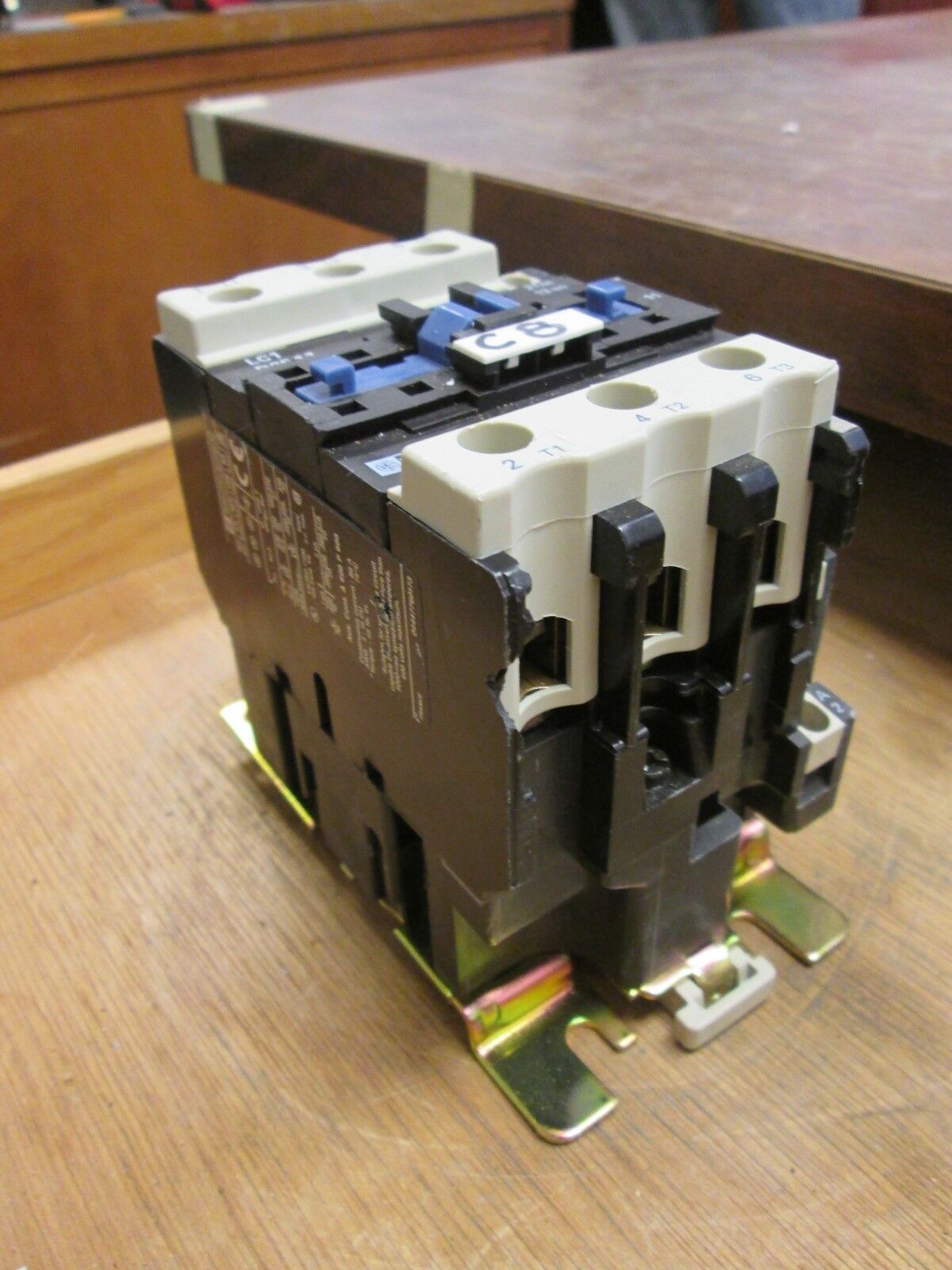 Telemecanique Contactor LC1 D6511 80A 1000V 120V Coil Used