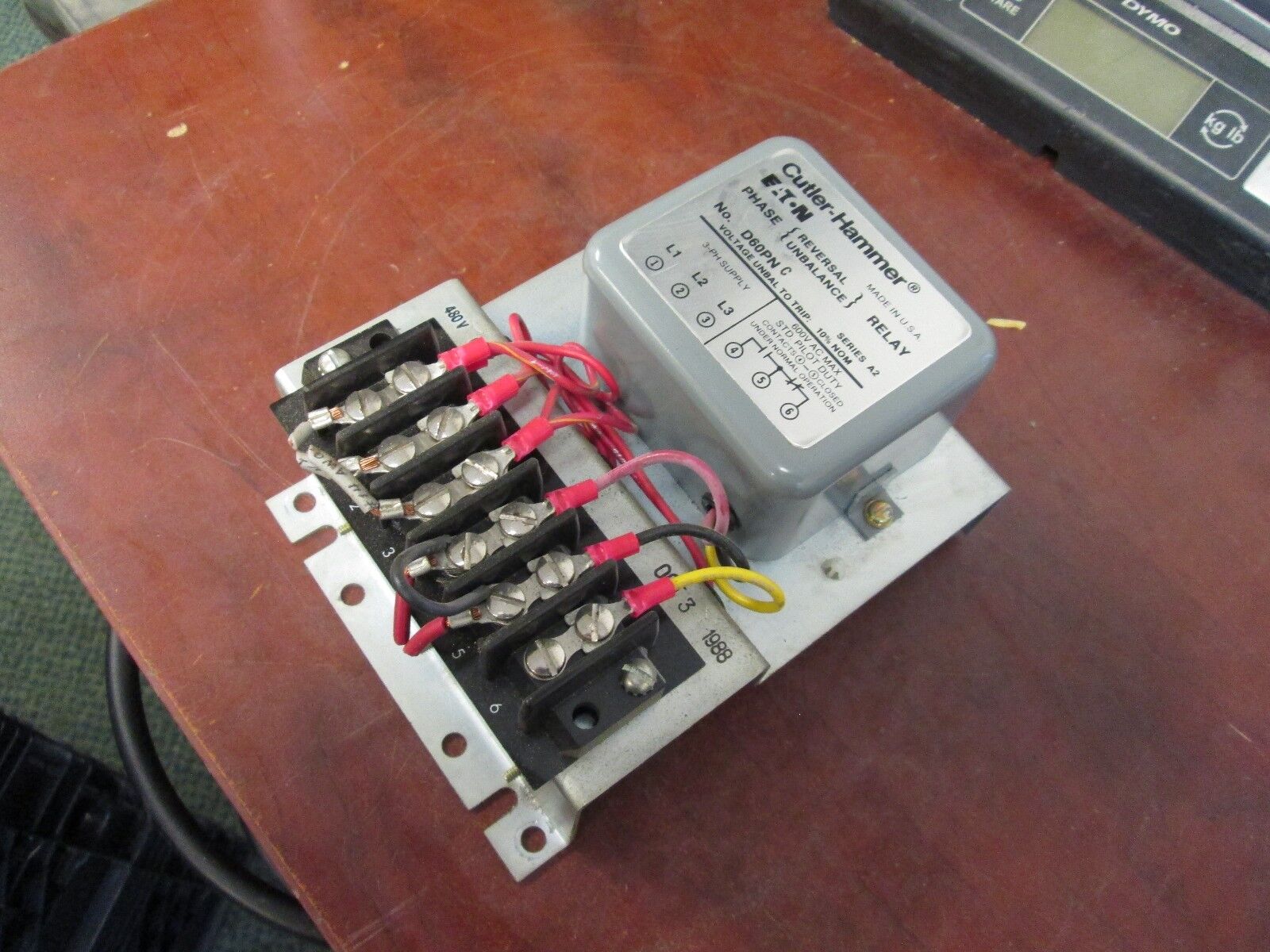 Cutler-Hammer Phase Reversal Relay D60PN 600V Max 3Ph Used