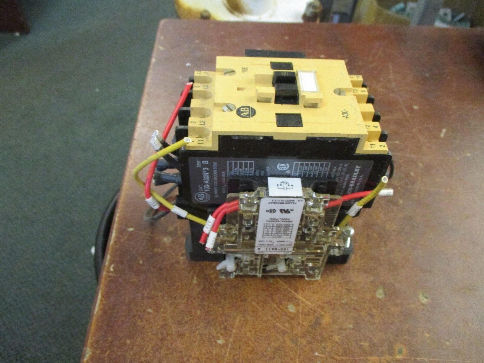 Allen-Bradley Contactor w/Aux Contact 100-A30N*3 Used