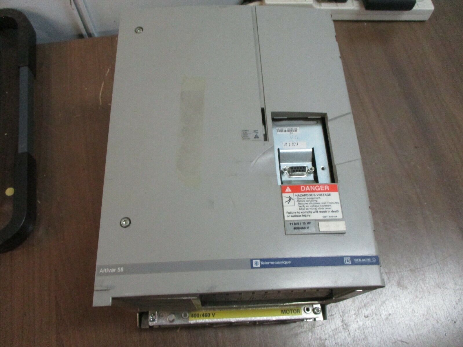Square D Altivar 58 AC Drive ATV58HD16N4Z 15HP w/ VW3A58202 I/O Card *No Keypad*