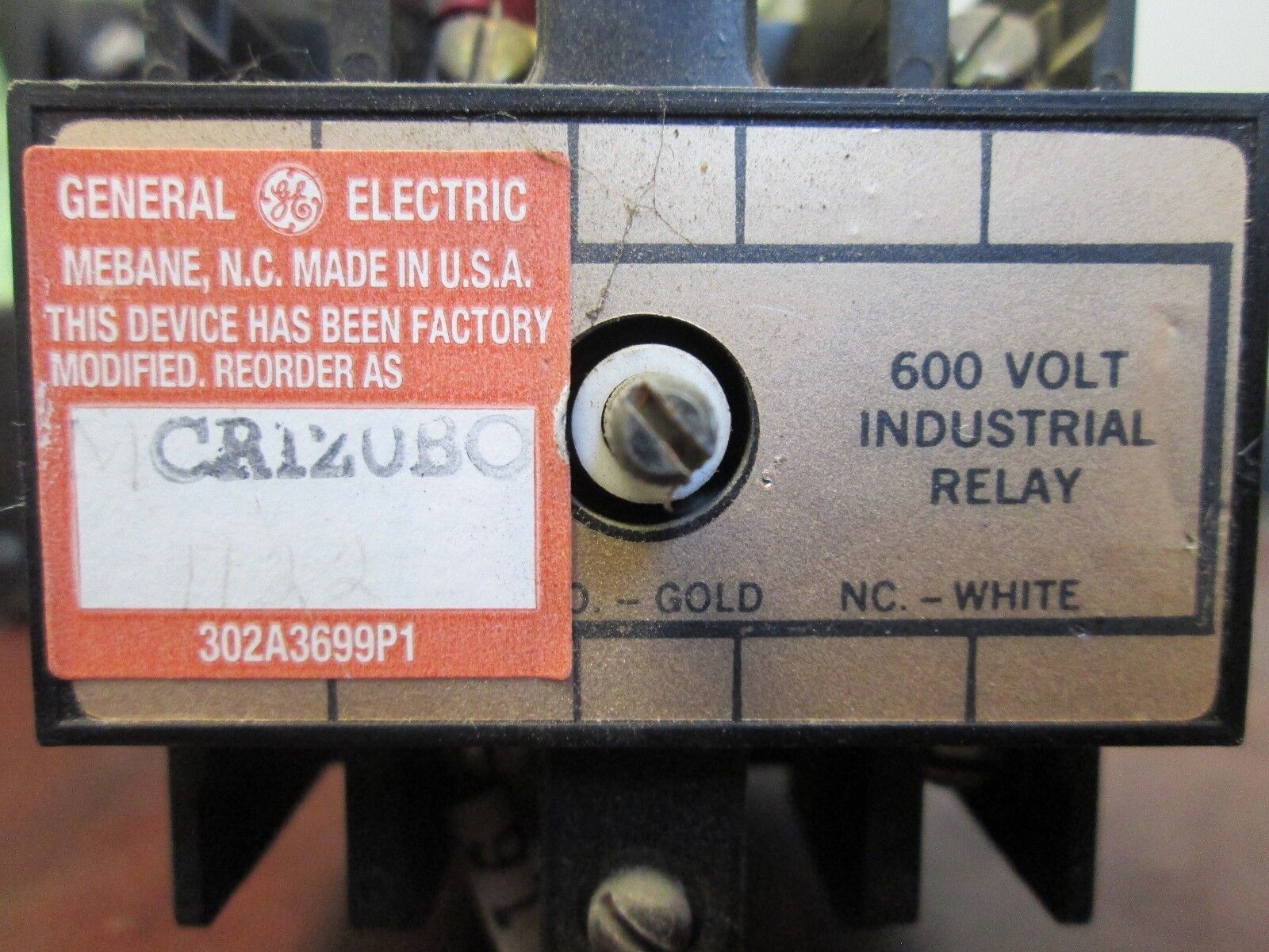 GE Relay CR120B 020 120V Coil nema A600 nema P300 Used