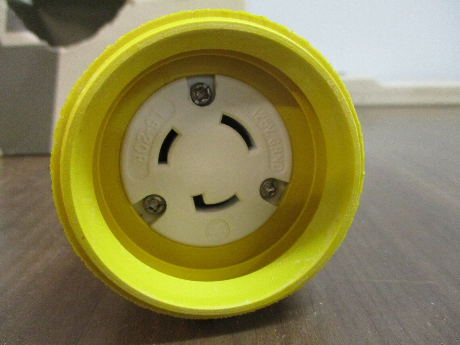 Daniel Woodhead Watertite Connector 27W47 20A 125V Nema L5-20 New Surplus