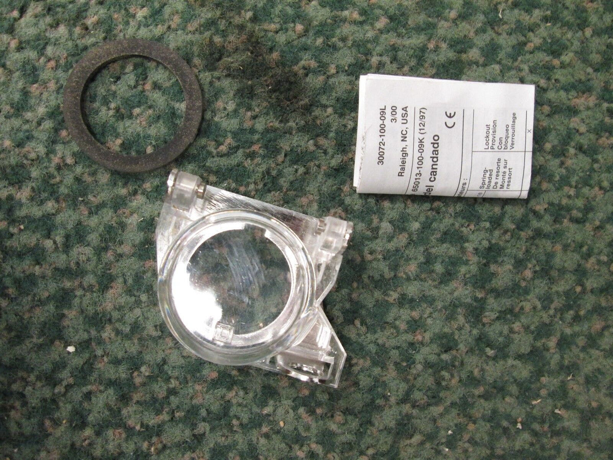 Square D Padlock Attachment 9001K6 *Lot of 2* New Surplus