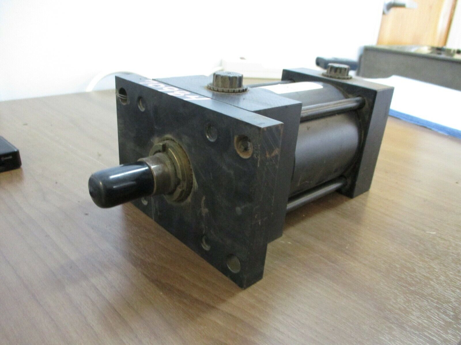 RWC Air Cylinder 884716106 250 PSI Used