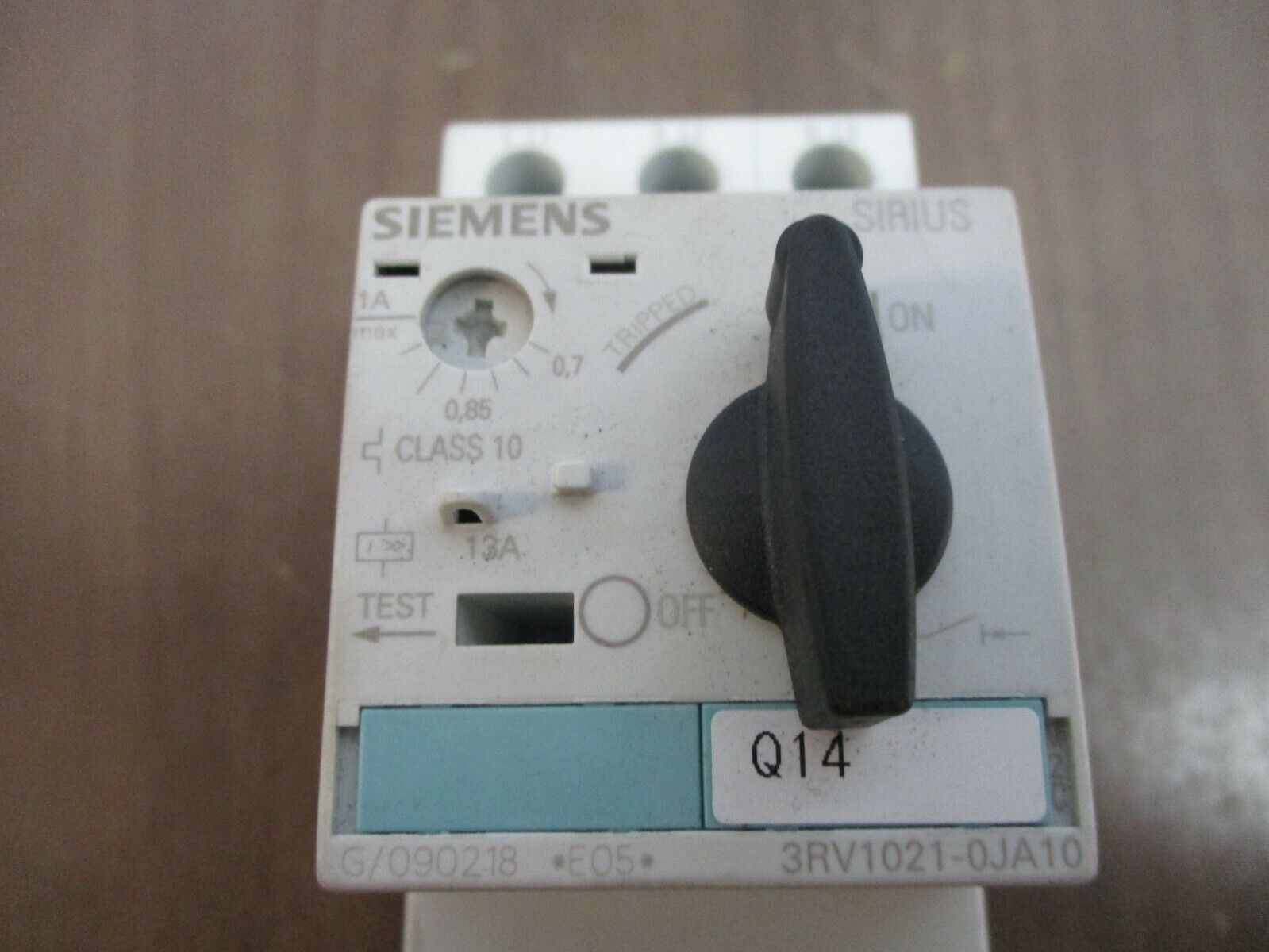 Siemens Sirius Motor Protector 3RV1021-0JA10 Trip: 0.7-1.0A Used