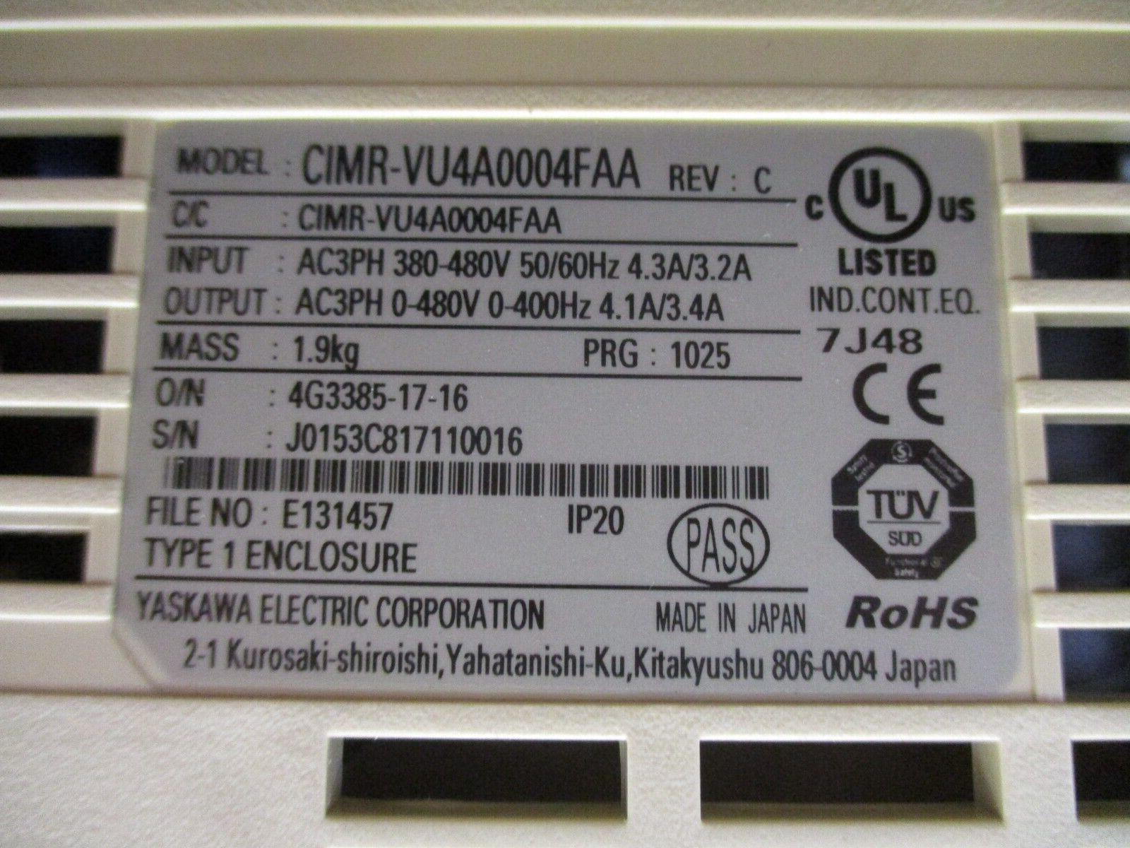Yaskawa V1000 AC Drive CIMR-VU4A0004FAA Rev. C 1HP w/ Keypad Used