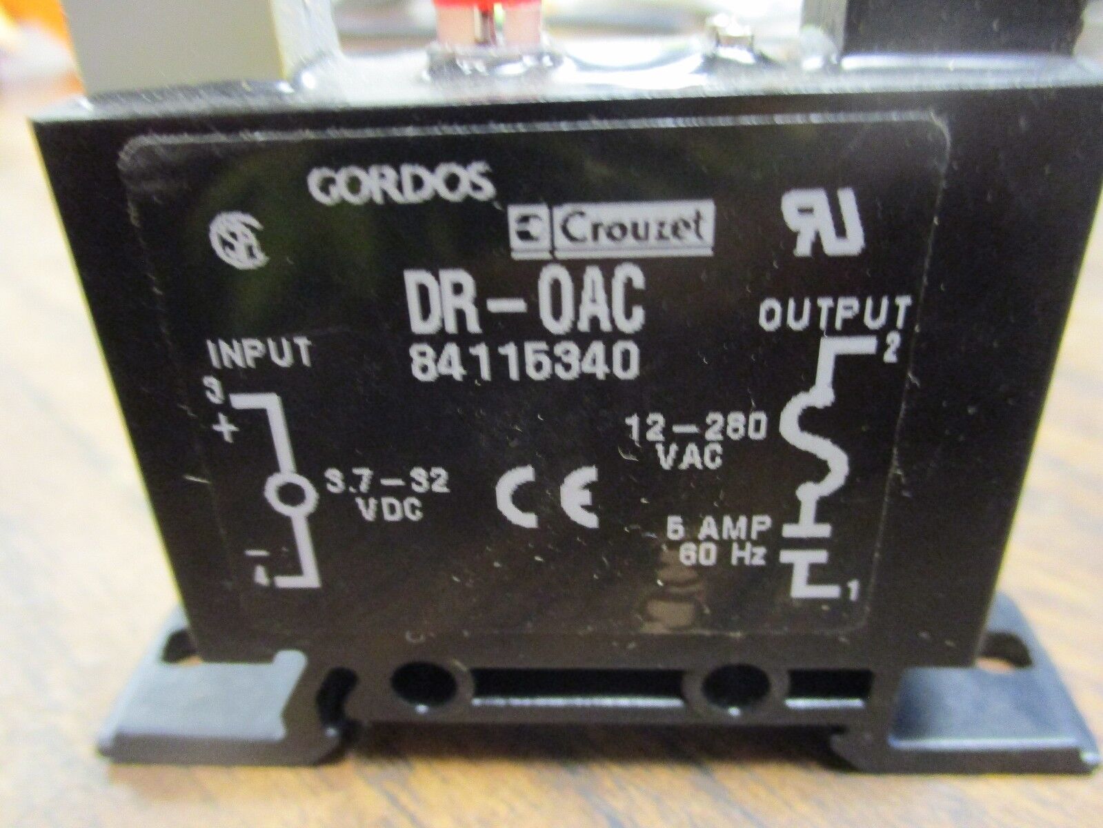 Crouzet Relay Module DR-OAC Input: 3.7-32VDC Used