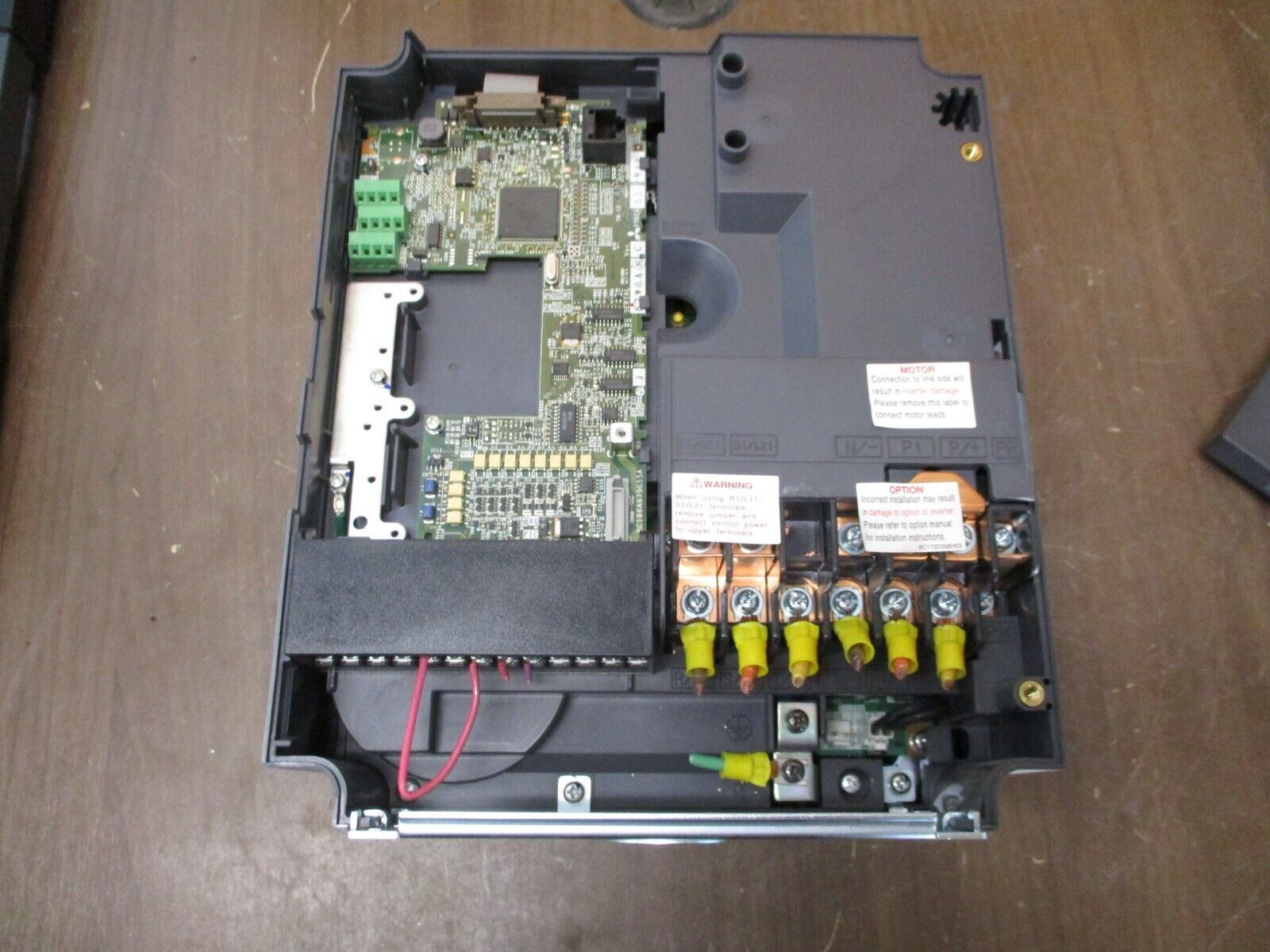 Mitsubishi F700 AC Drive FR-F740-00250-NA 15HP 3Ph w/ Keypad Used