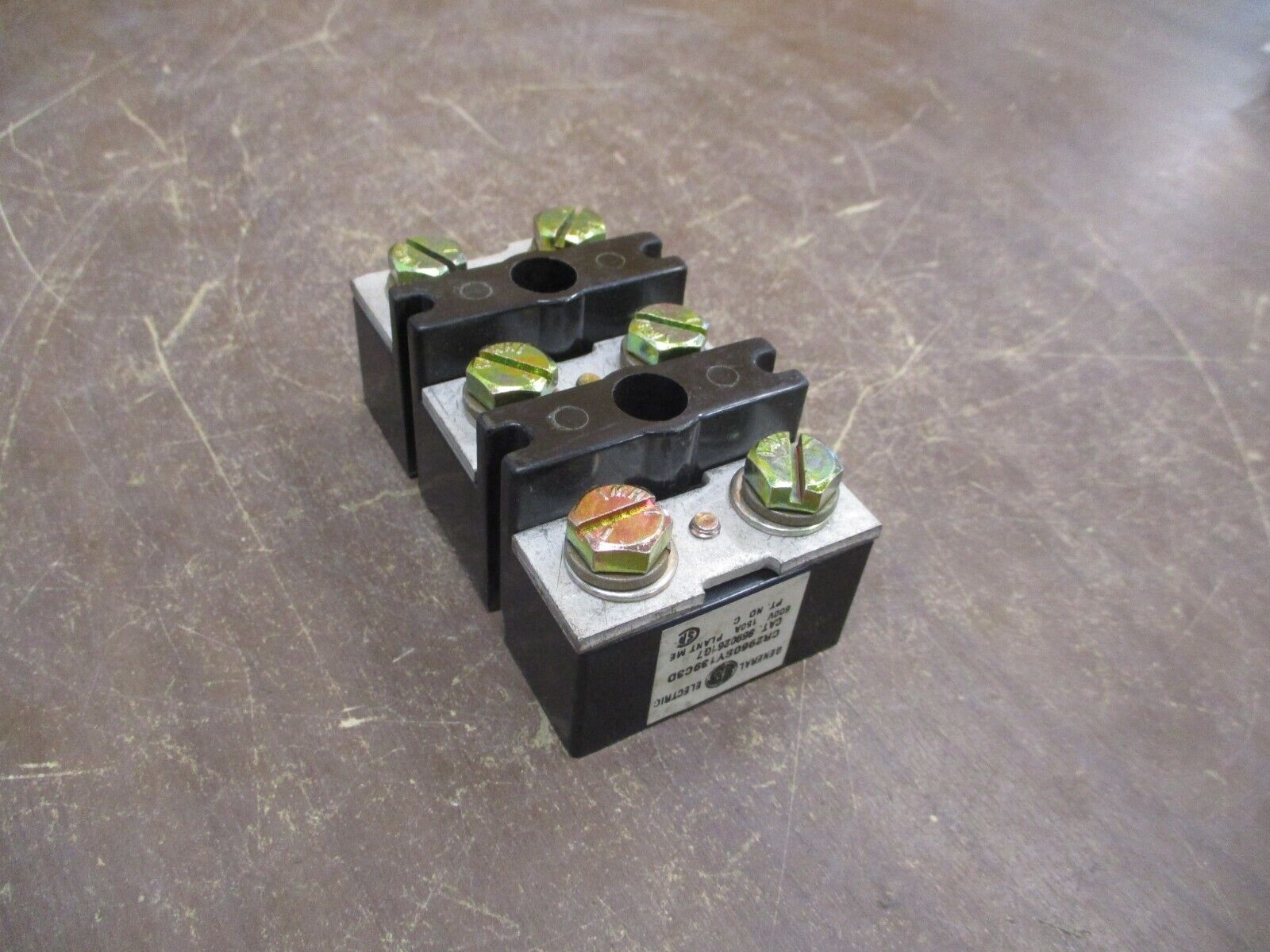 GE Terminal Block 8690261G7 150A 600V CR2960SY139C3D Used