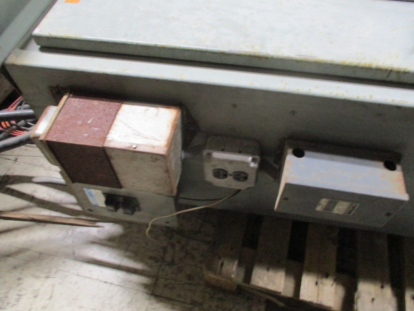 Russelectric Automatic Transfer Switch RMT-6003CE 600A 120/240V 3Ph 4W 60Hz Used