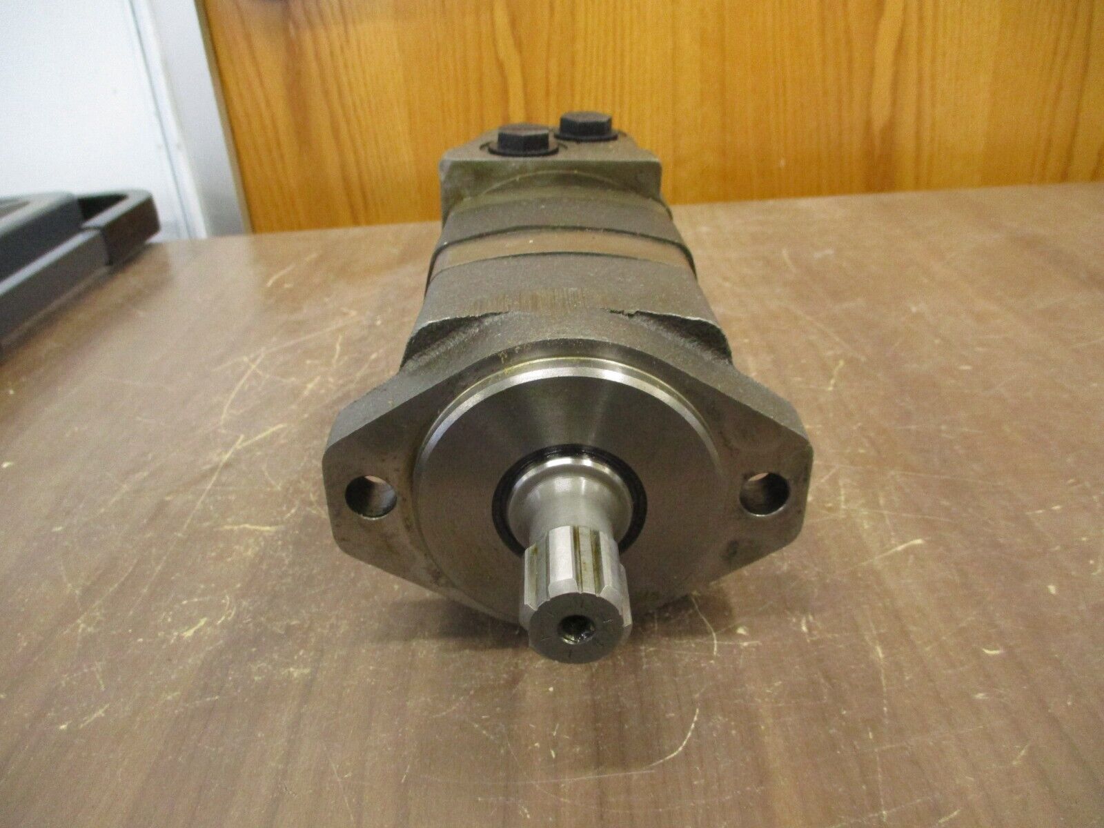 Eaton Char-Lynn Hydraulic Motor 104-1019-006 Used