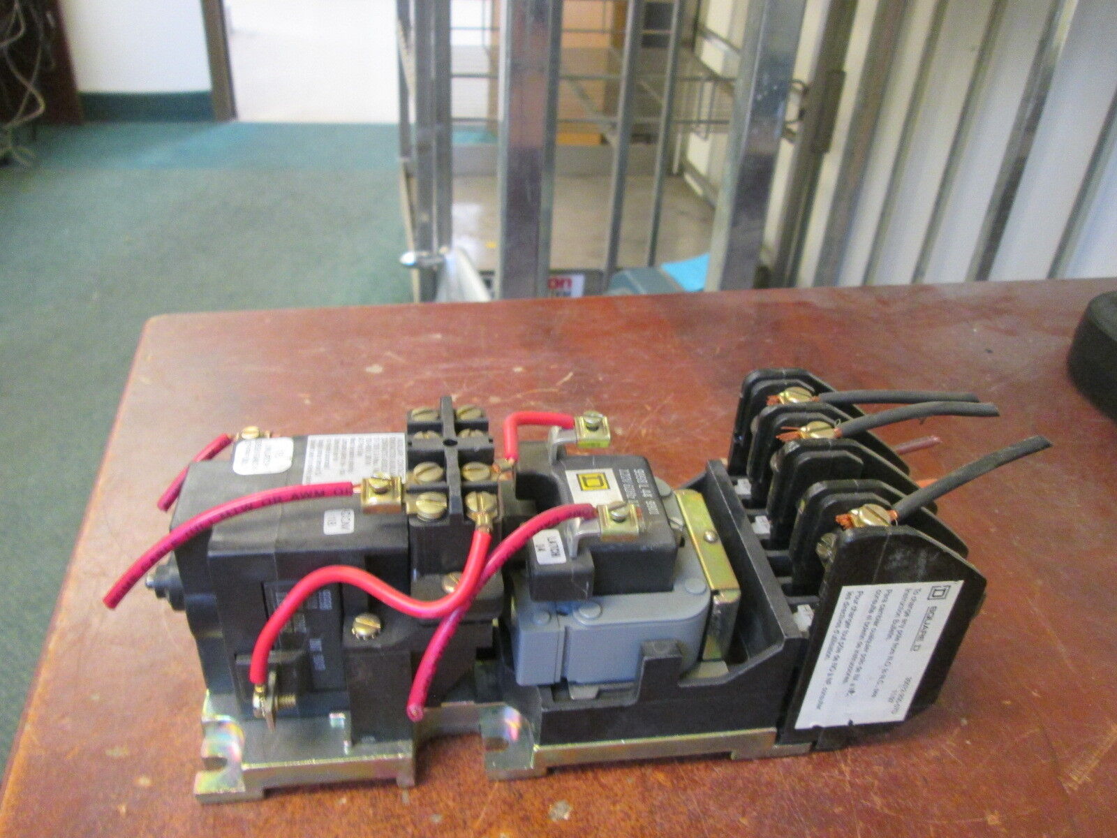 Square D Lighting Contactor 8903 LXo 30 120V Coil 20A 600V Used