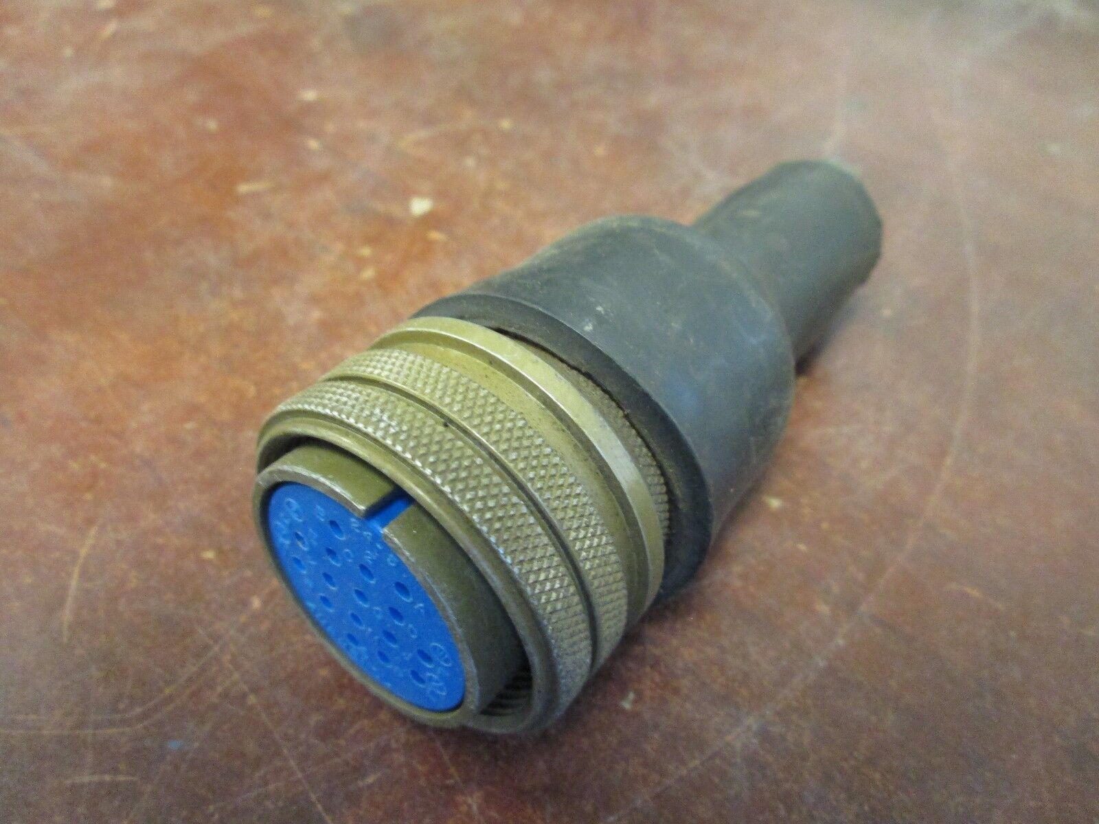 Amphenol Receptacle 24-5 16-Pin Used