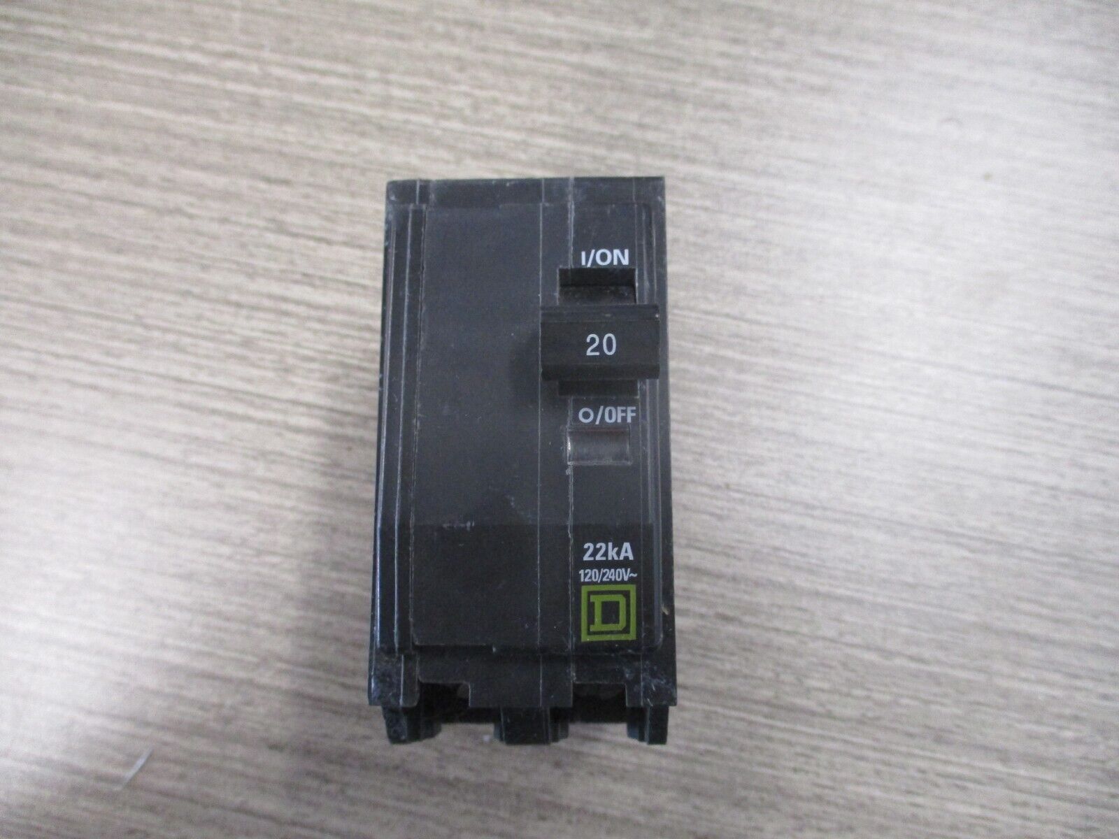 Square D Bolt-On Circuit Breaker QOB220VH 20A 120/240V 2P 22KA Used