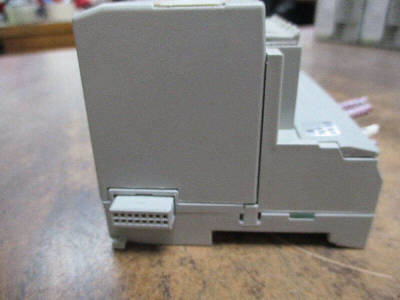 Allen-Bradley Flex I/O Output Module 1794-OA8 120VAC *Missing Fuse* Used