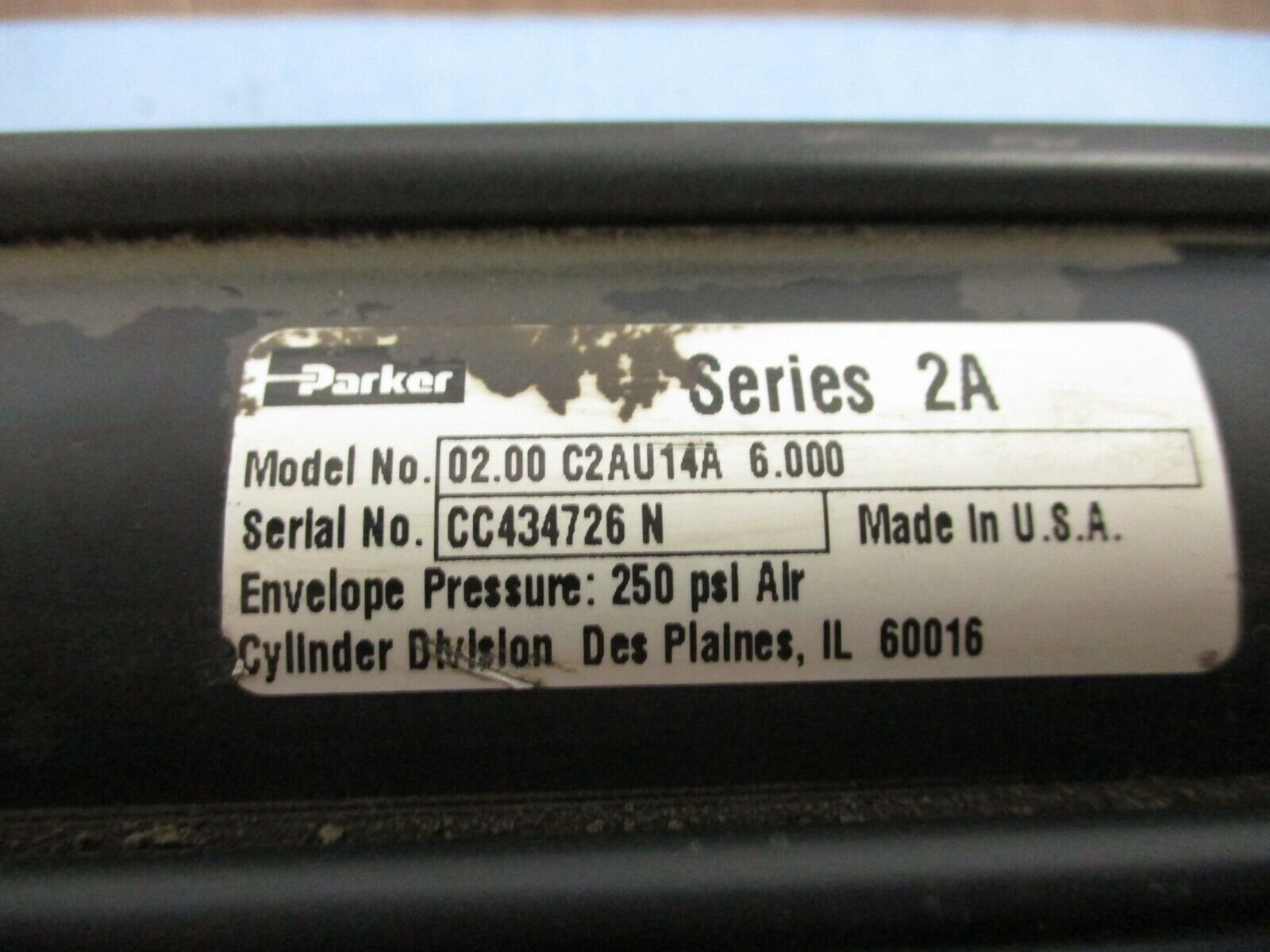 Parker Series 2A Air Cylinder 02.00 C2AU14A 6.000 250 PSI Used
