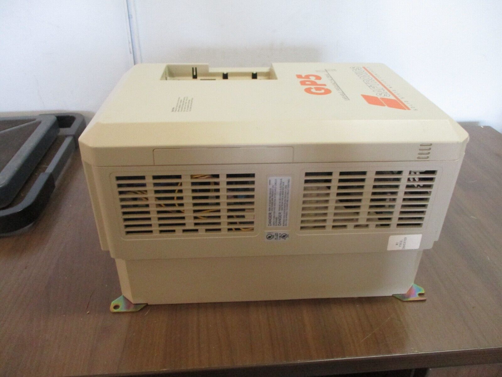 Saftronics GP5 AC Drive GP54011 P5U4011 20HP 3Ph *No Keypad* Used