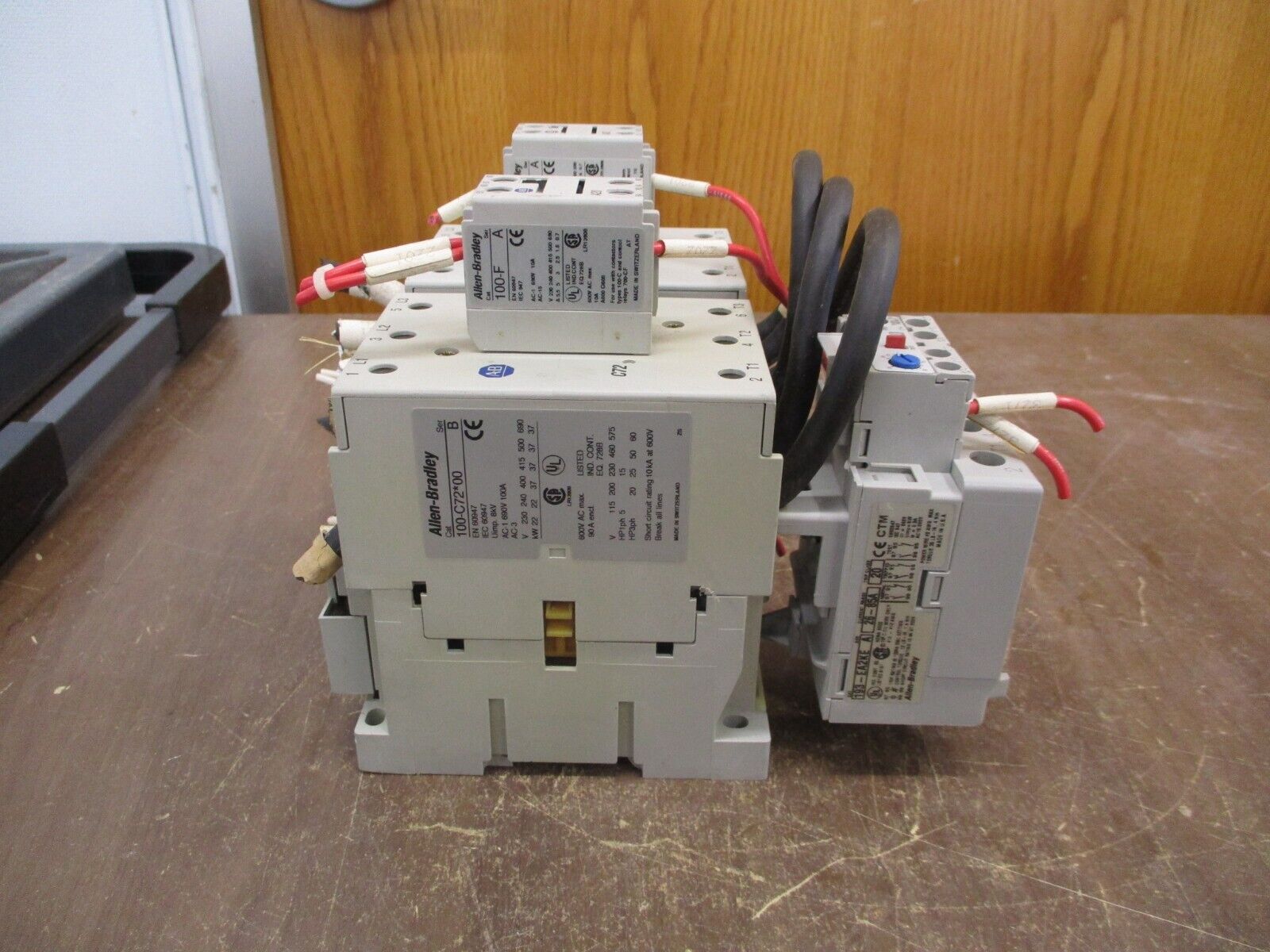 Allen-Bradley Reversing Starter 100-C72*00 / 193-EA2KE 120V Coil Trip: 26-85A