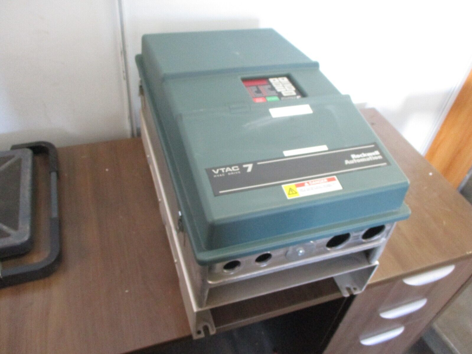 Reliance VTAC 7 GV3000/SE AC Drive 60G4260 60HP Type 12 Enclosure Used