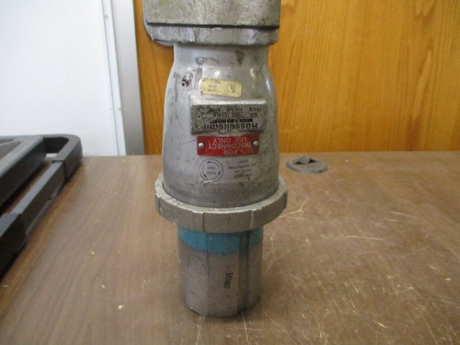 RussellStoll Plug JPS1534LK 150A 600V 3P 4W 400Hz *No Strain Relief* Used