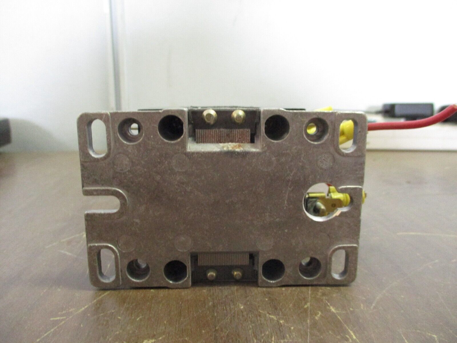 GE Contactor CR353AB3AB1 240V Coil 25A 600V Used