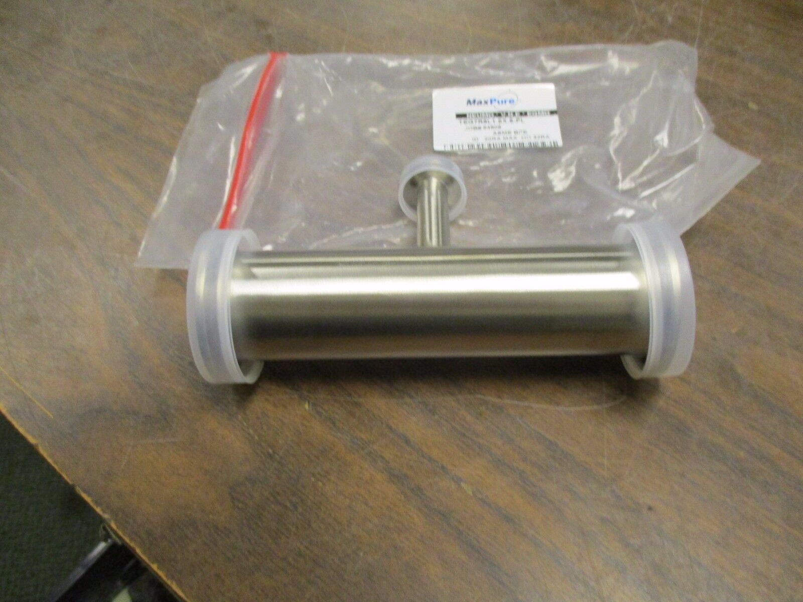 MaxPure Stainless Steel Reducing Tee TEG7R6L1.5X.5-PL Size: 1.5" to 0.5" New Sur