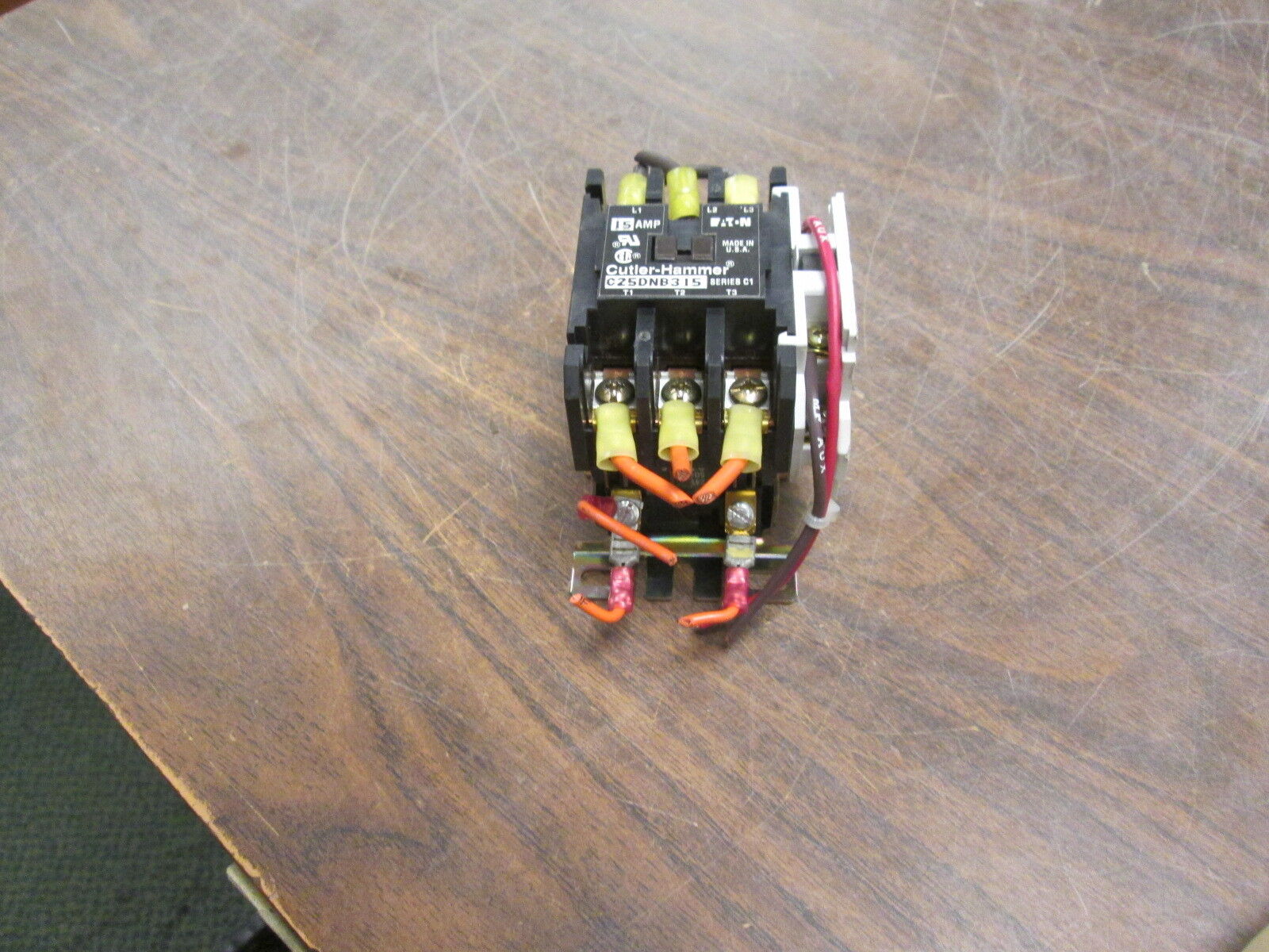 Cutler-Hammer Contactor C25DNB315 24V Coil 15A 575V w/ Aux Contact Used