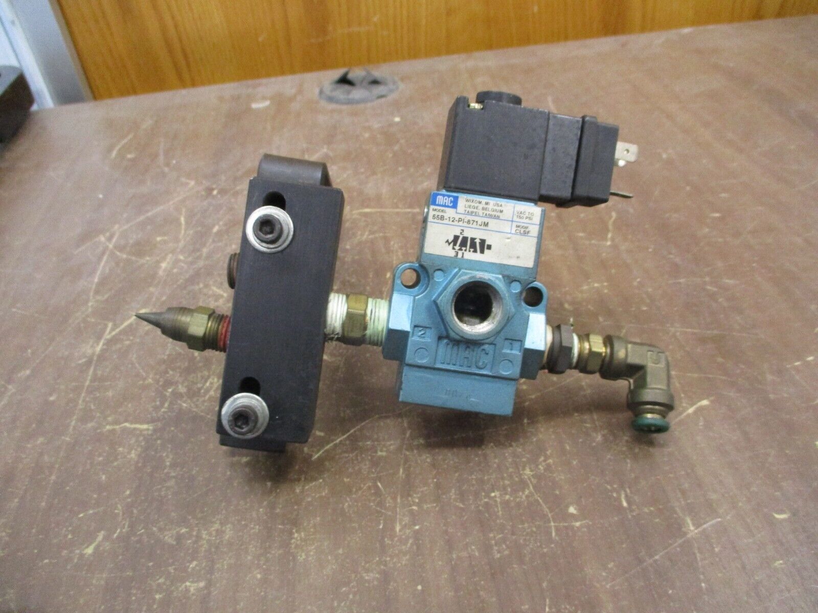 MAC Solenoid Valve 55B-12-PI-871JM VAC to 150PSI Used