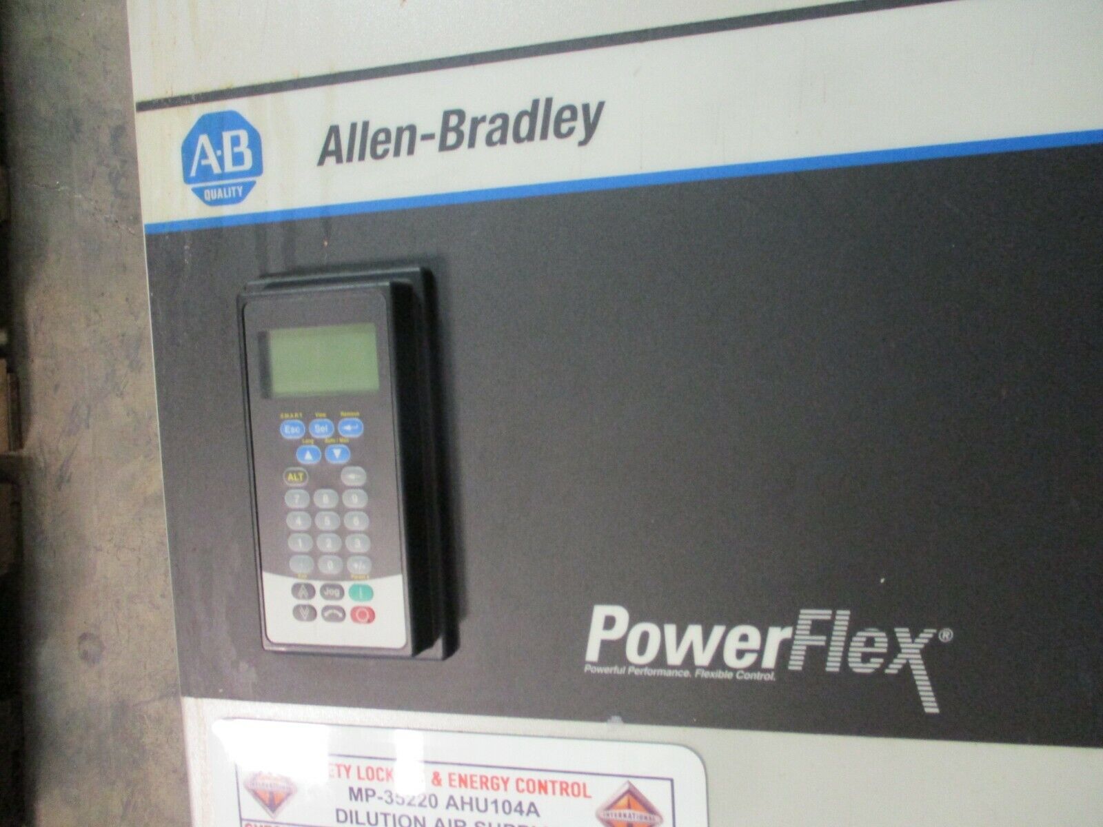 Allen-Bradley PowerFlex 700 AC Drive w/ Nema 12 Enclosure 20HP 3Ph Used