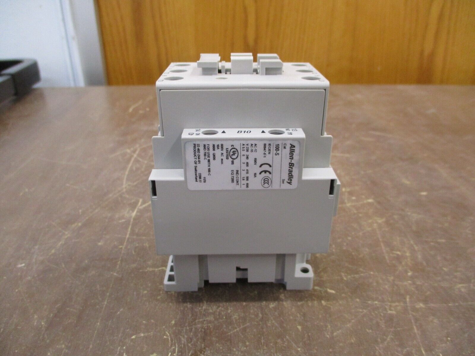 Allen-Bradley Contactor 100-C30D10 Ser. C 120V Coil New Surplus