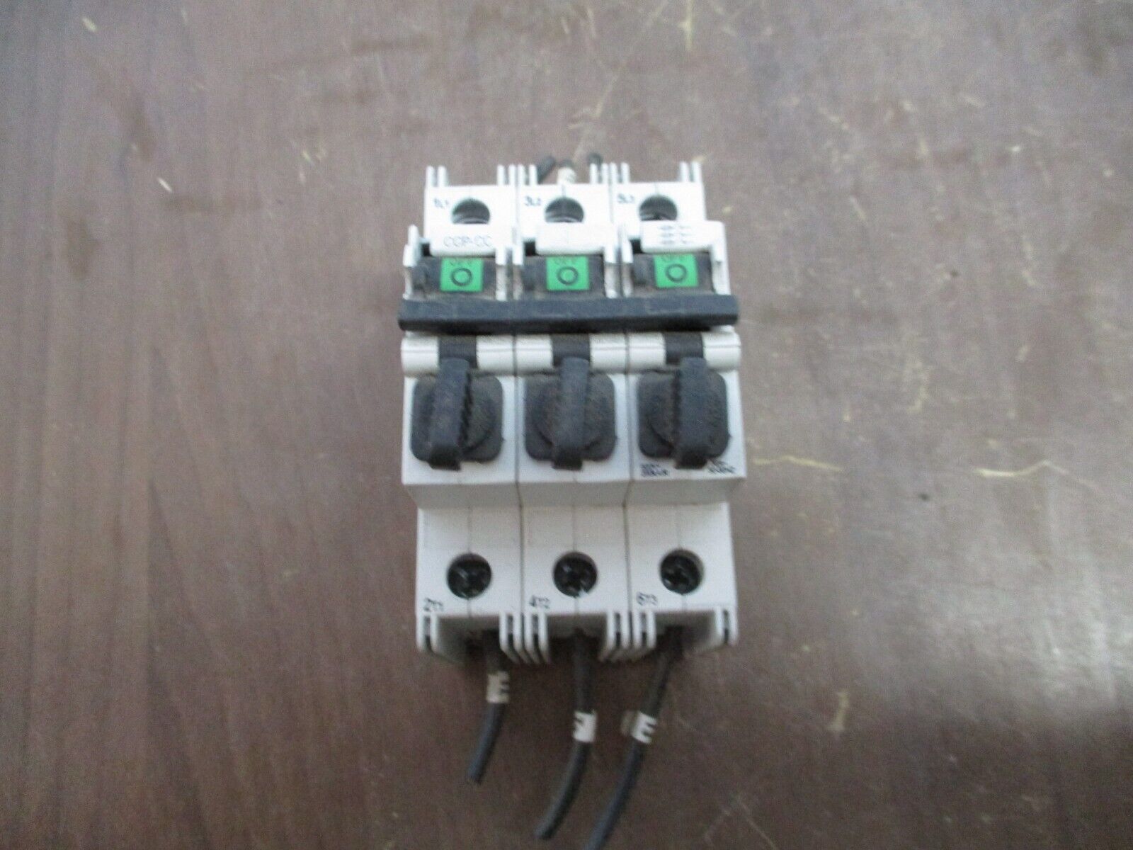 Cooper Bussmann Fusible Disconnect CCP-3-30CC 30A 600V 3P *Broken Mounting* Used