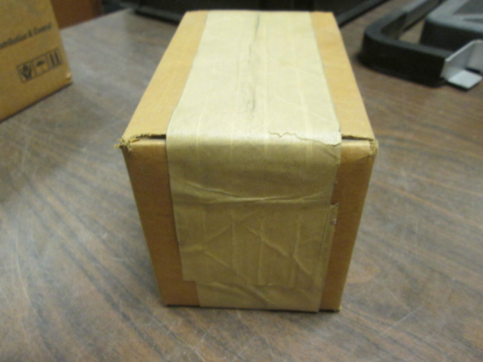 GE Terminal Studs TP16FCA For 1600A Frame Breaker *Box of 2* New Surlpus