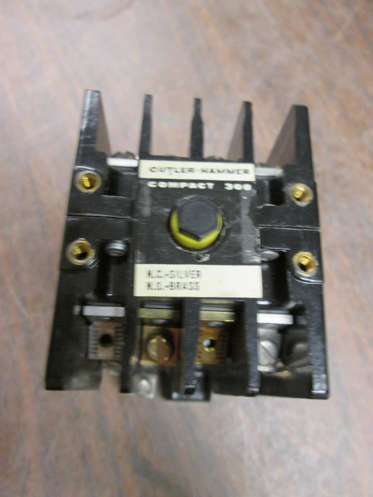 Cutler-Hammer Relay No. 911 9575H2258B 115/120V Coil 6A 300VAC Used