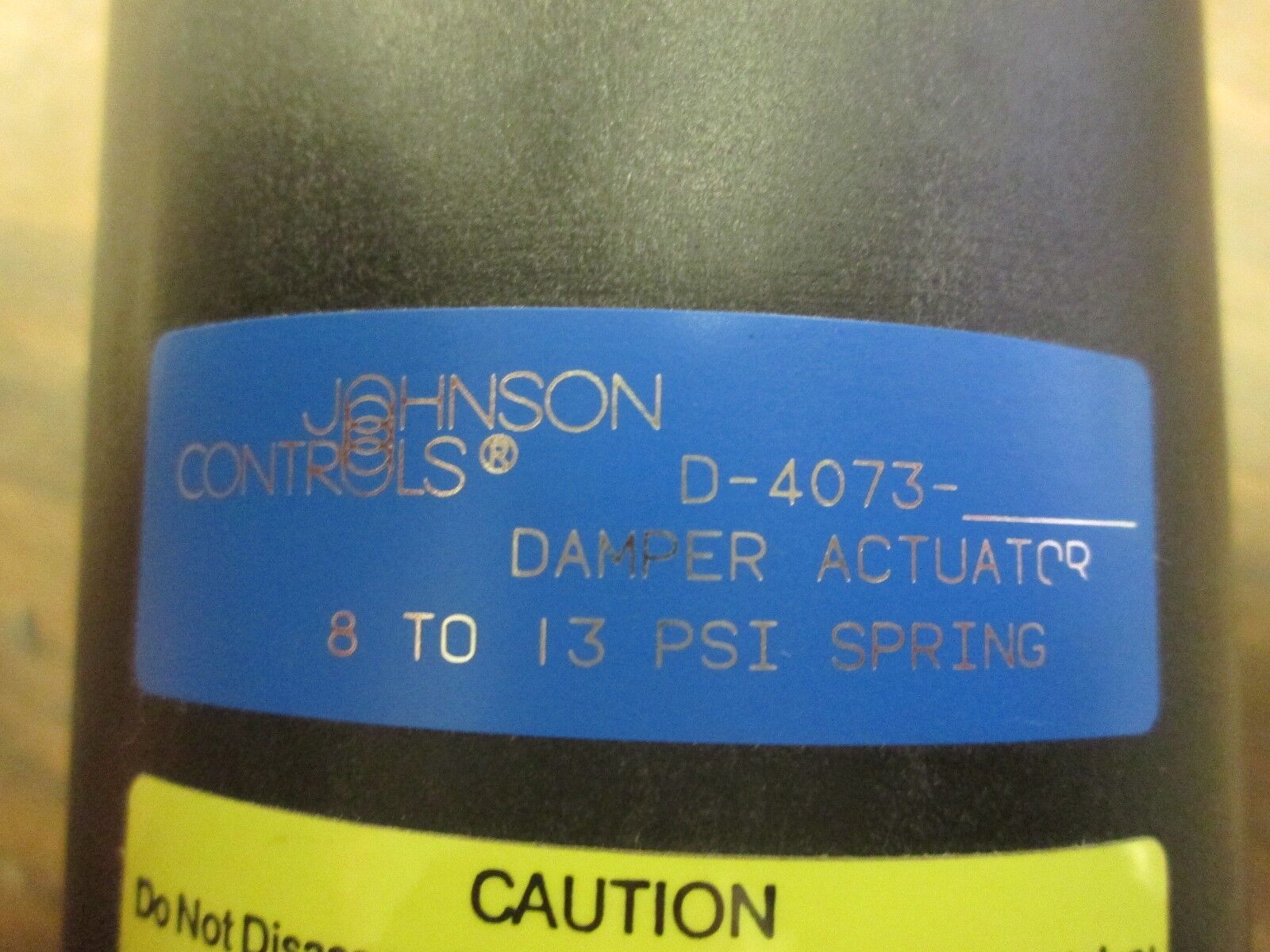 Johnson Controls Damper Actuator D-4073 8 to 13 PSI Spring Used