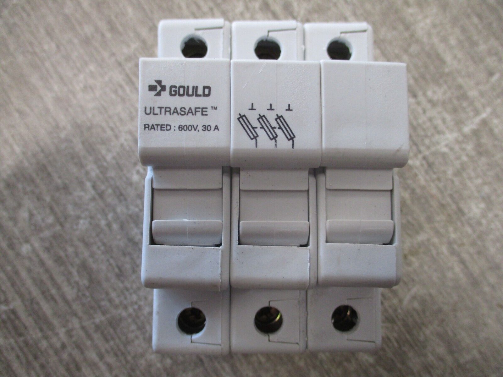 Gould Ultrasafe Fuse Holder USM3 30A 600V 3P Used
