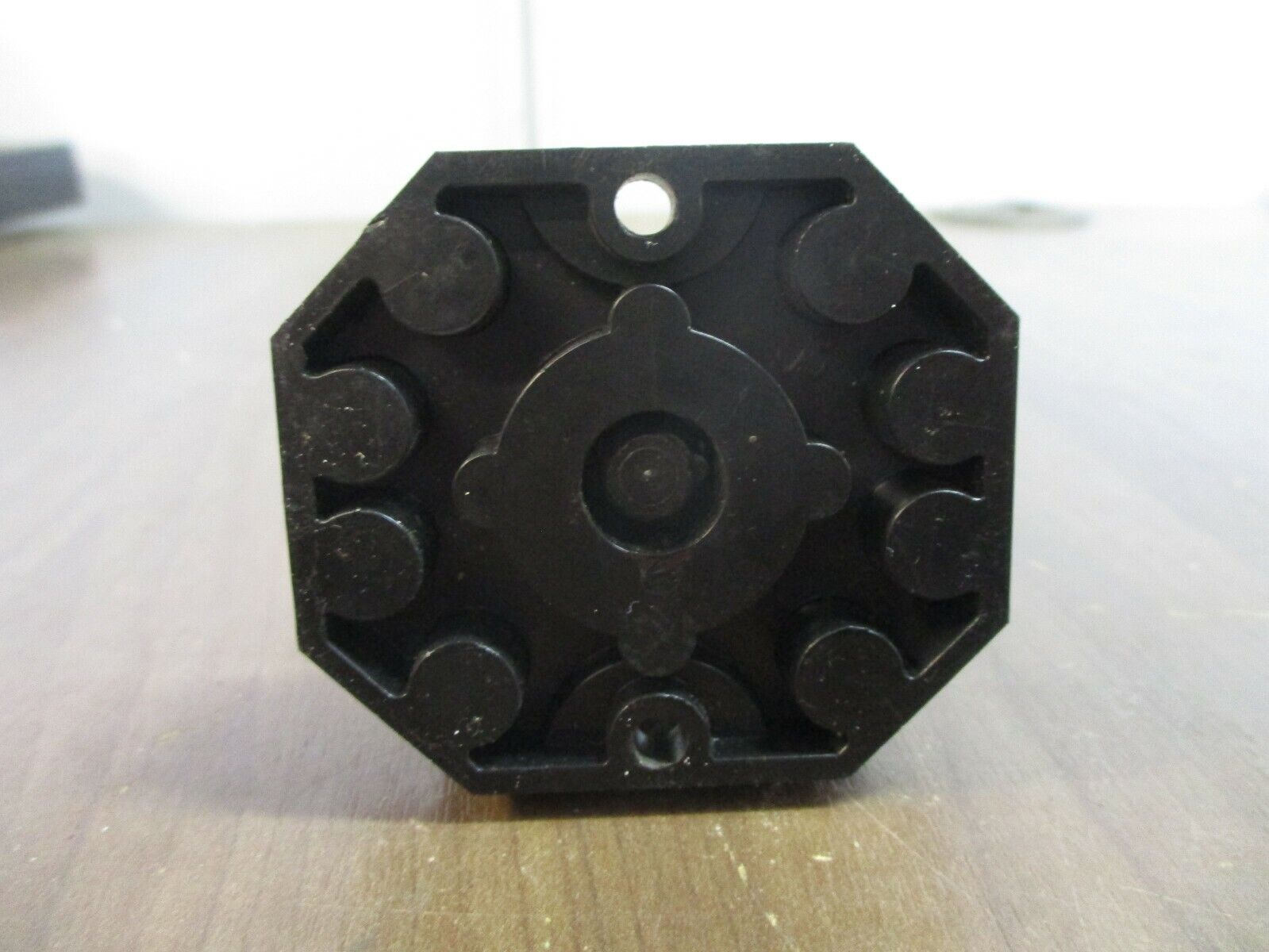 Deltrol Controls Relay 105A 10A DPDT 120V Coil w/ Base *Lot of 5* Used