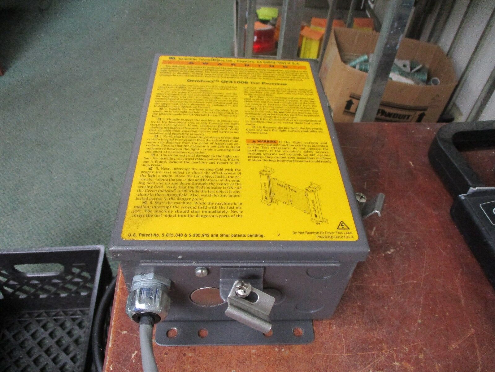 STI Optofence-B Control OF4124B-2 115V 50/60Hz 0.250A Used