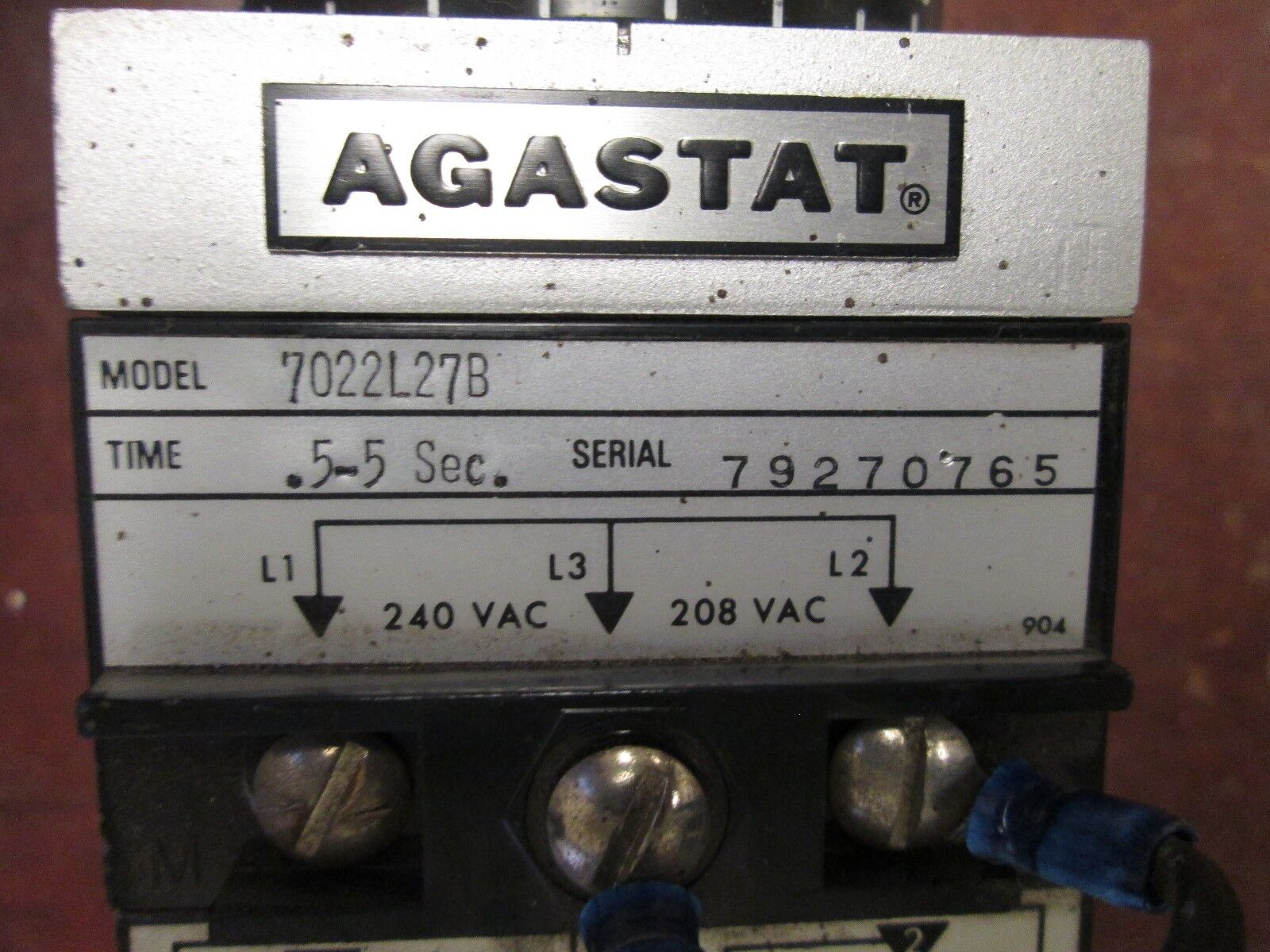 Agastat Timer 7022L27B Range: 0.5 - 5 Sec 208/240V Used