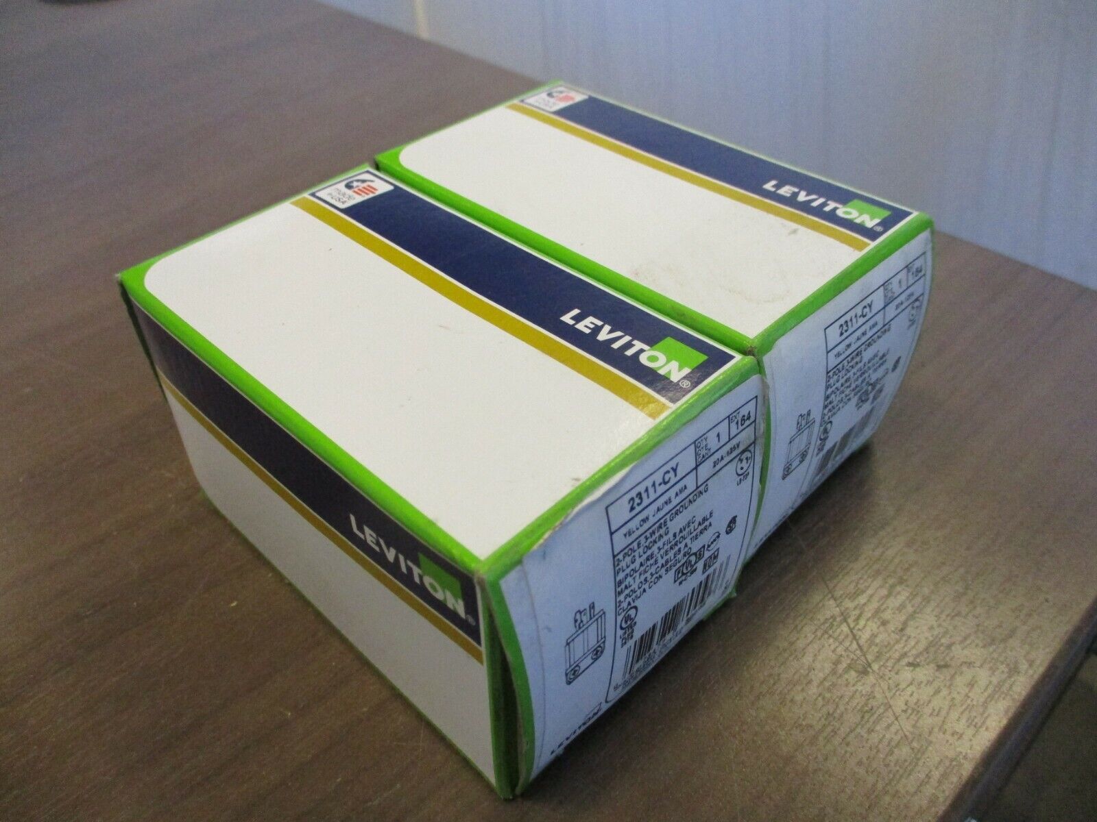 Leviton Locking Plug 2311-CY 20A 125V 2P 3W *Lot of 2* New Surplus